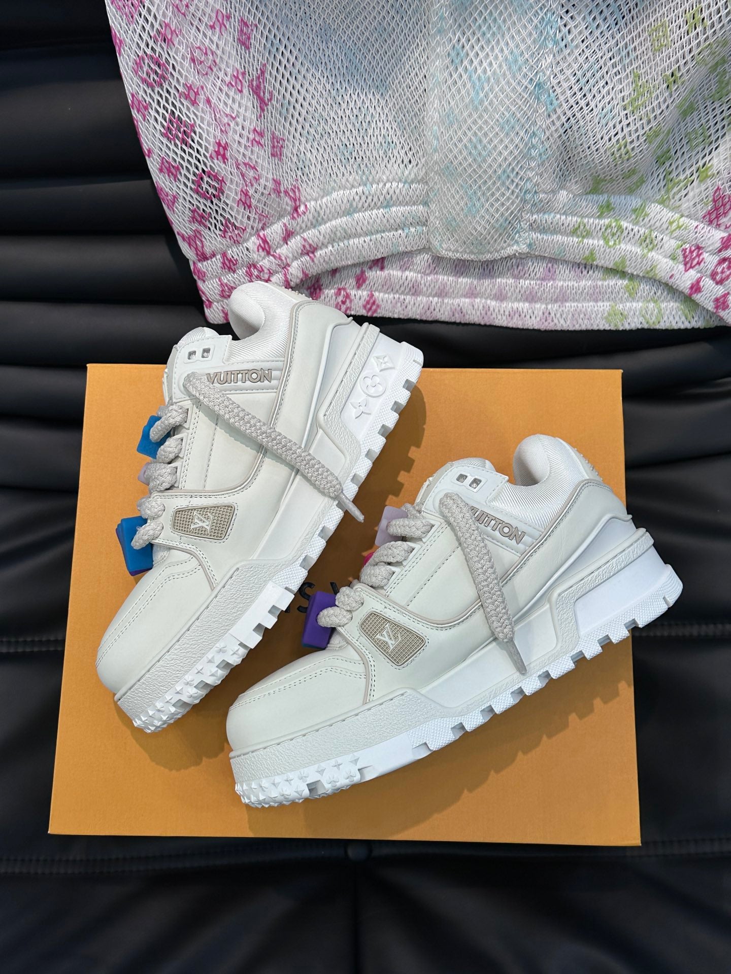 LV-183shoes