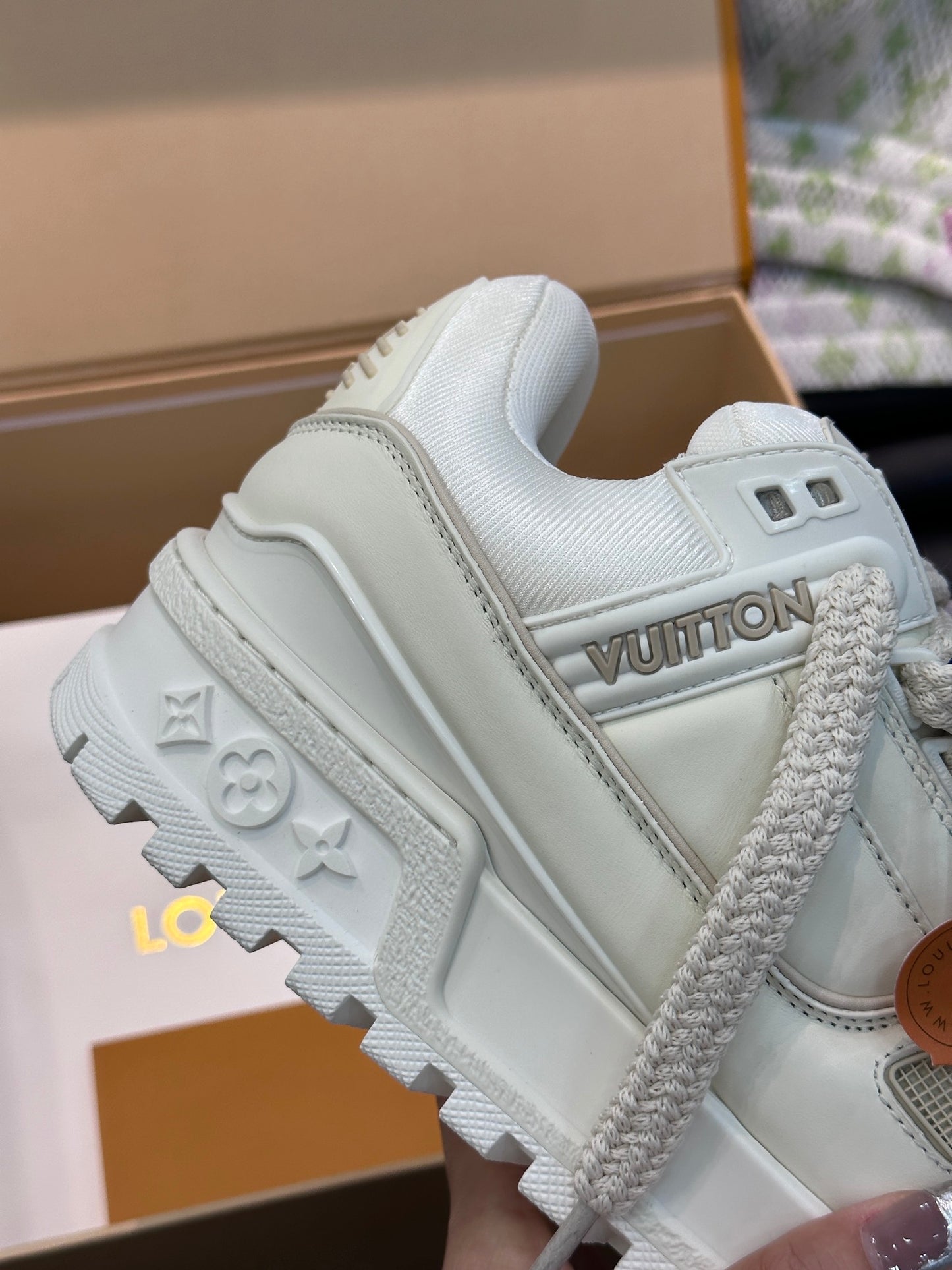 LV-183shoes