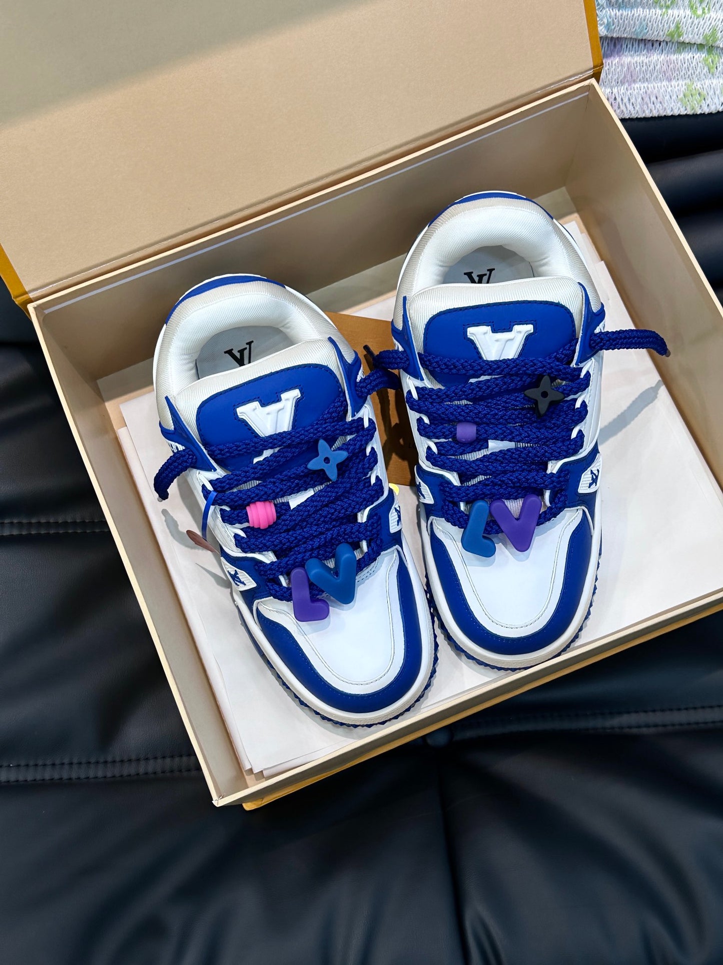 LV-185shoes
