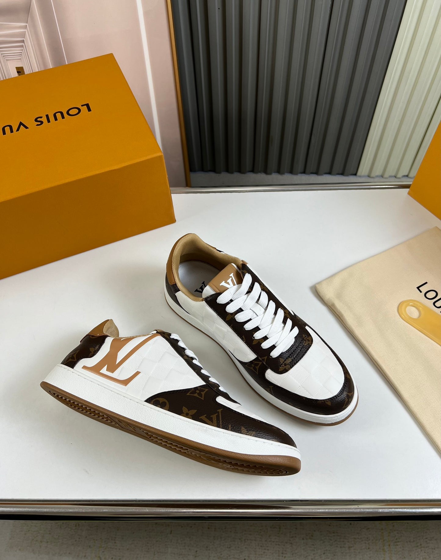 LV-196shoes