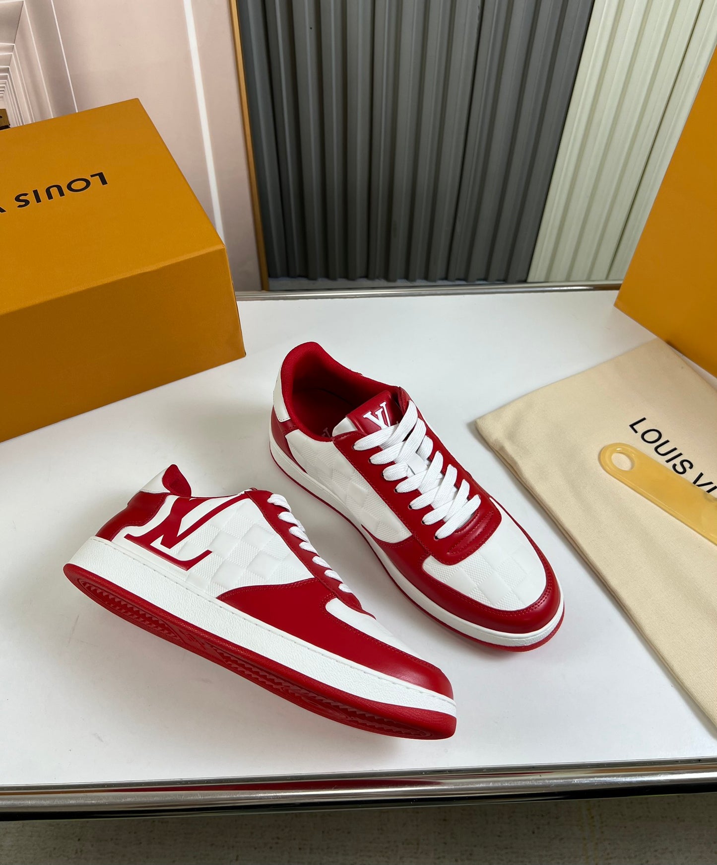 LV-199shoes