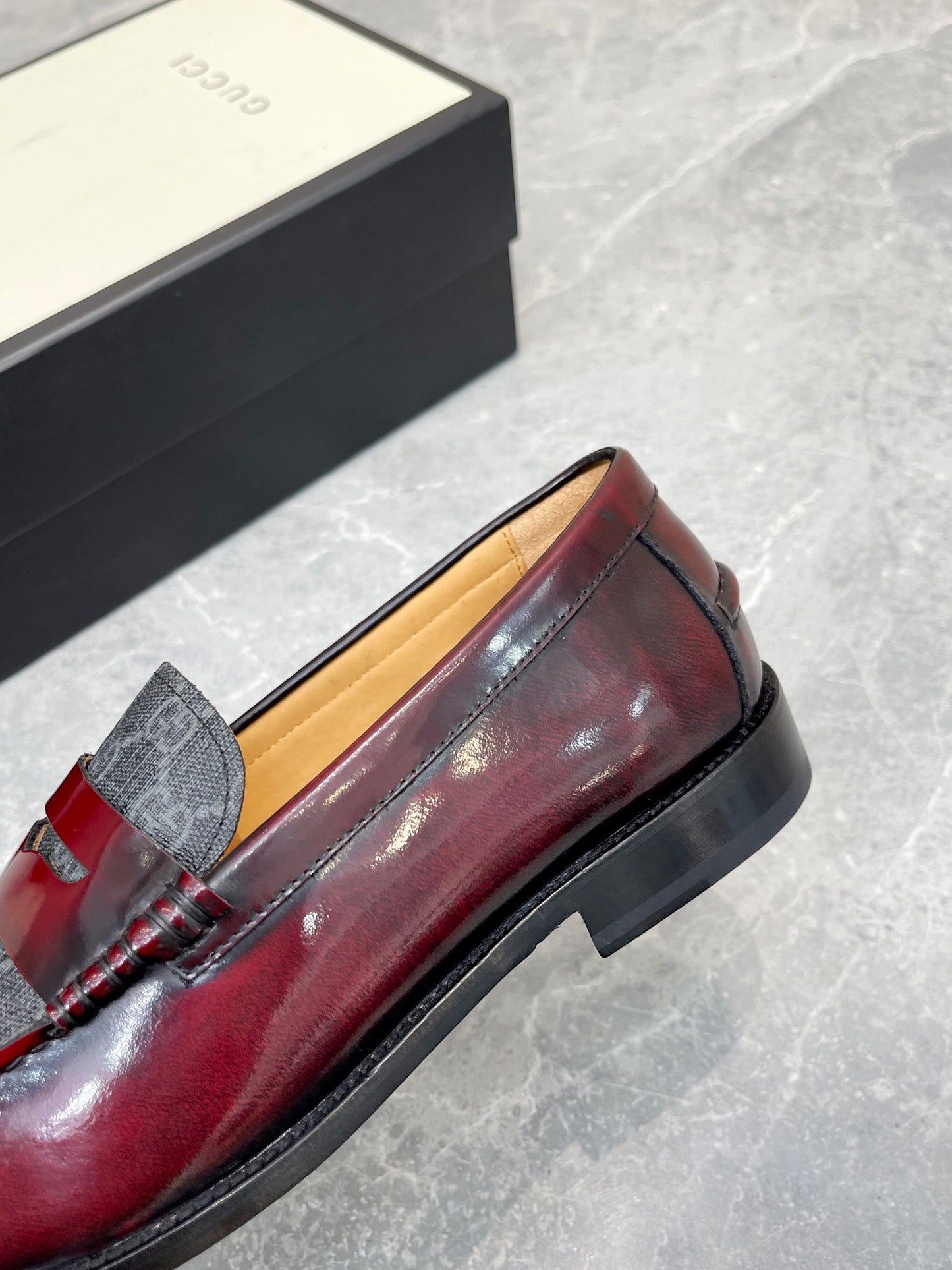 Gucci-102Shoes