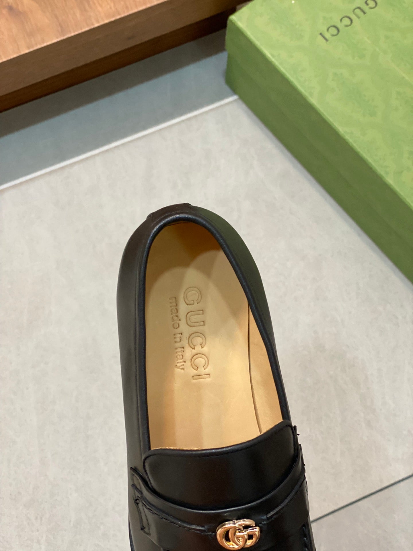 Gucci-107Shoes