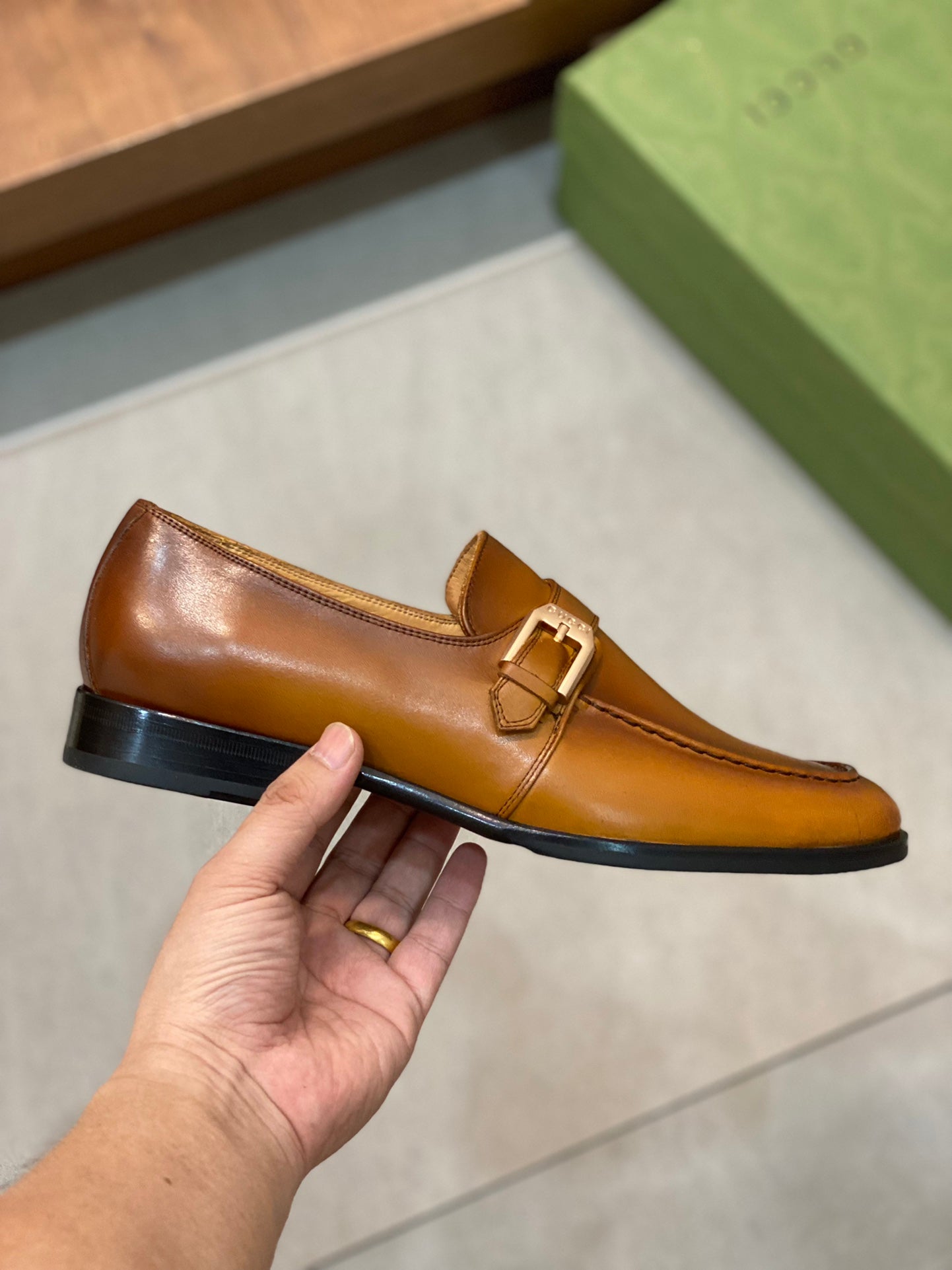 Gucci-108Shoes