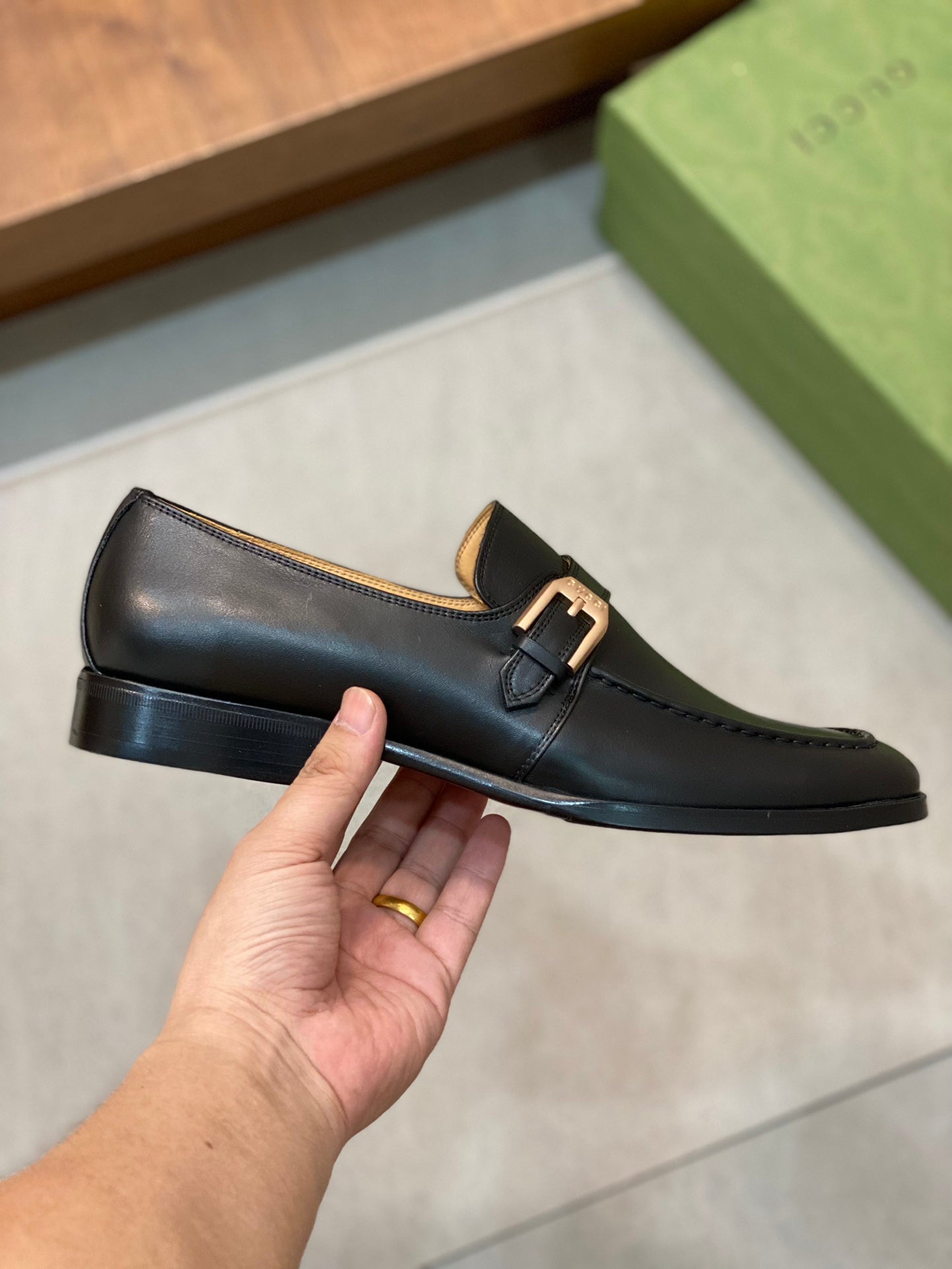 Gucci-109Shoes