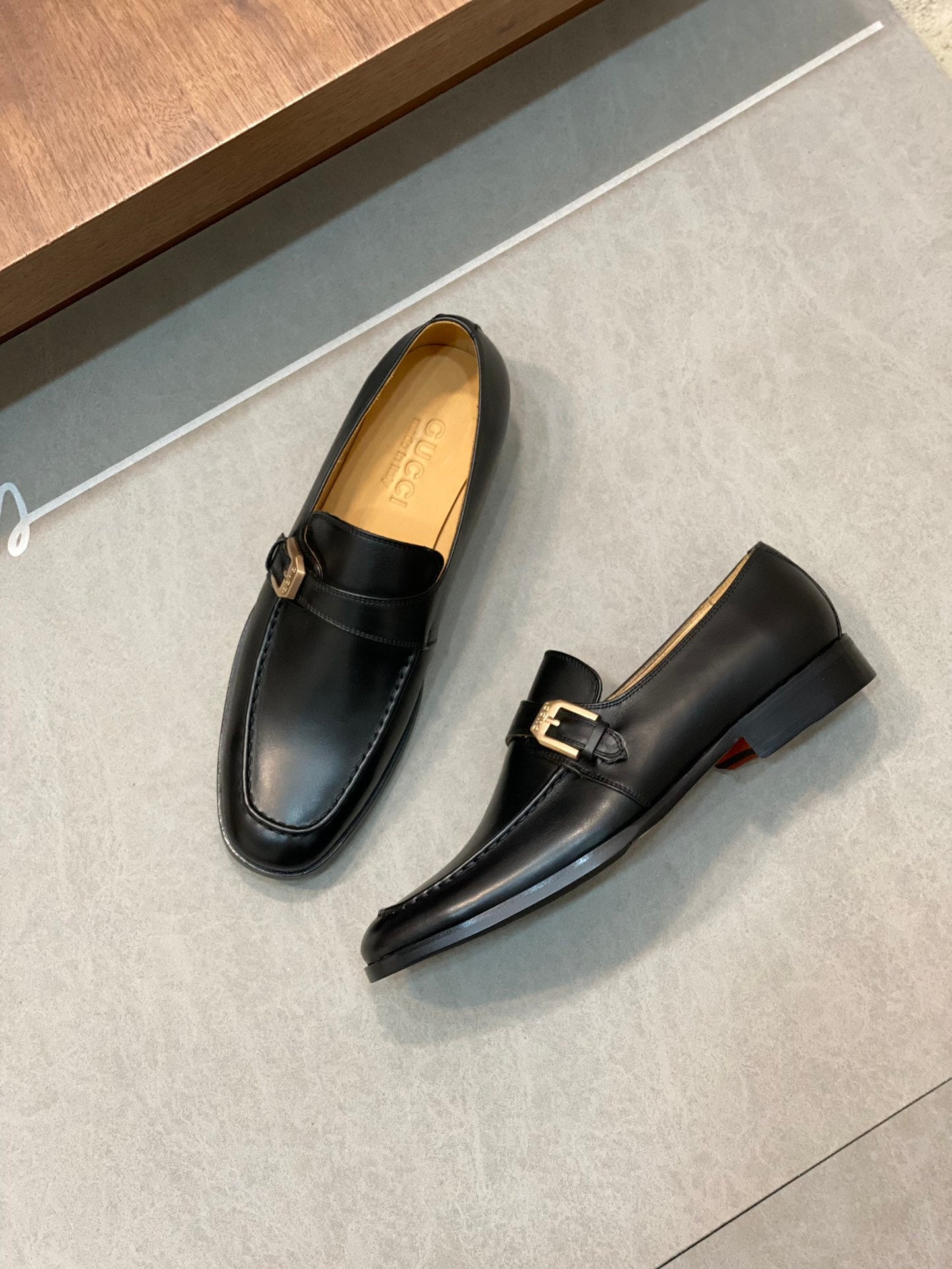 Gucci-109Shoes