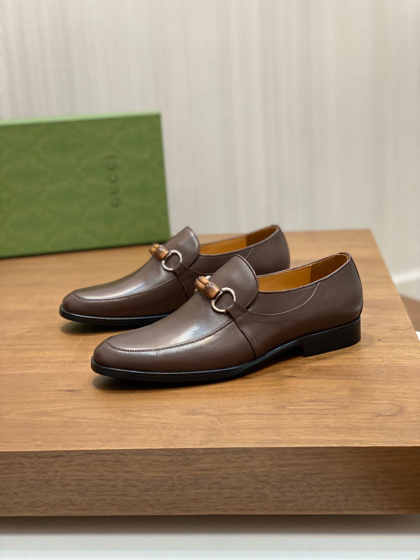 Gucci-111Shoes