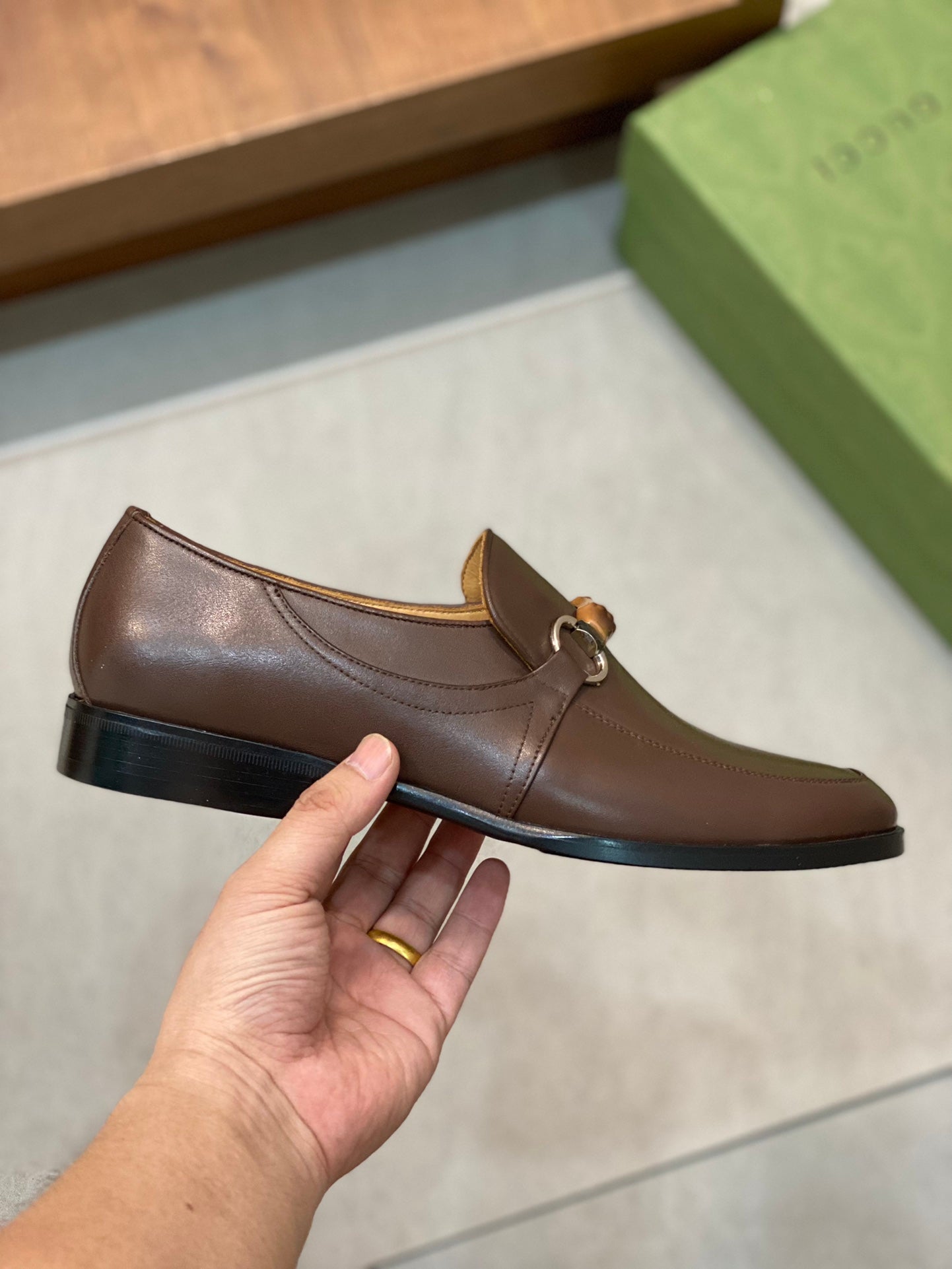 Gucci-111Shoes
