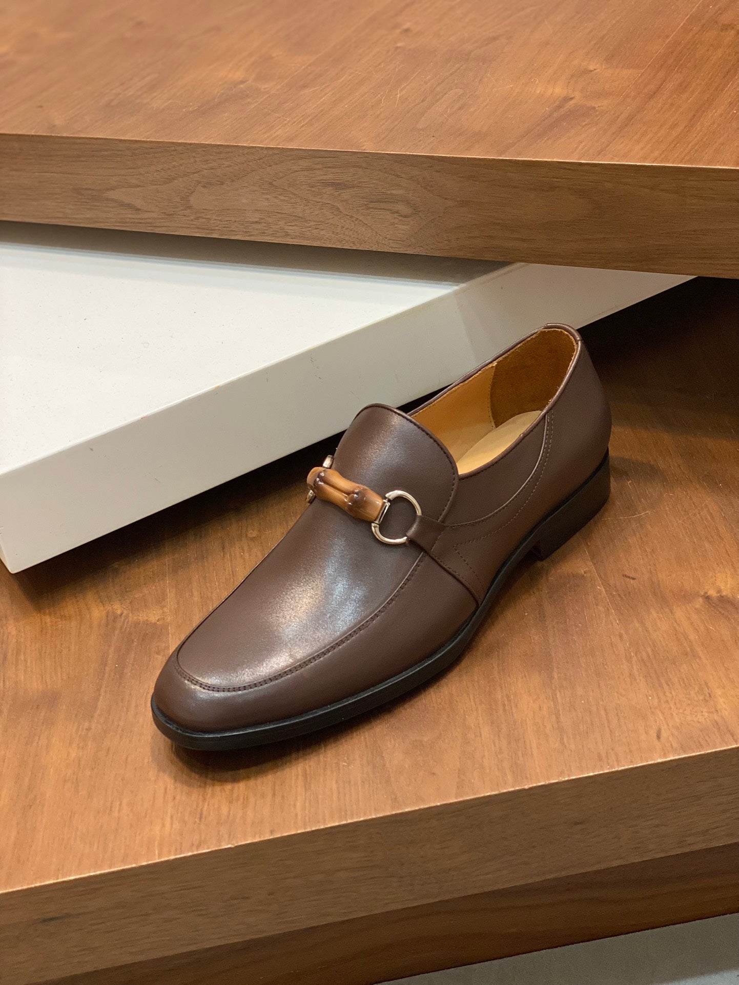 Gucci-111Shoes