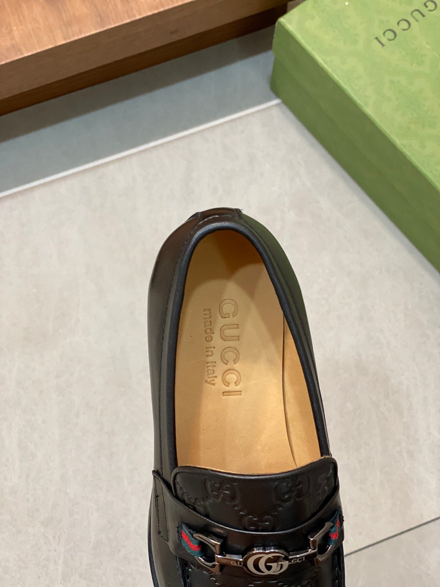 Gucci-110Shoes
