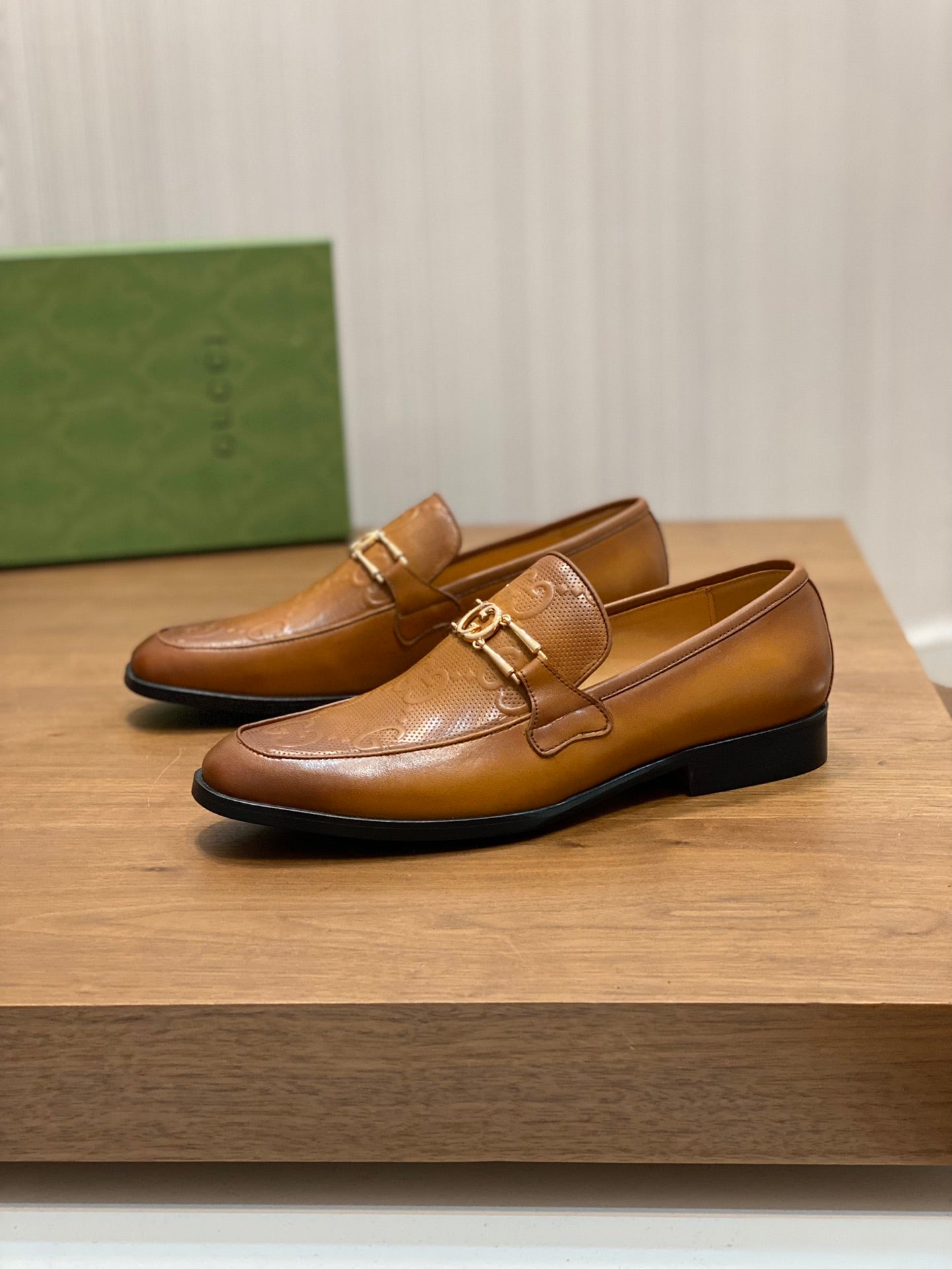Gucci-114Shoes