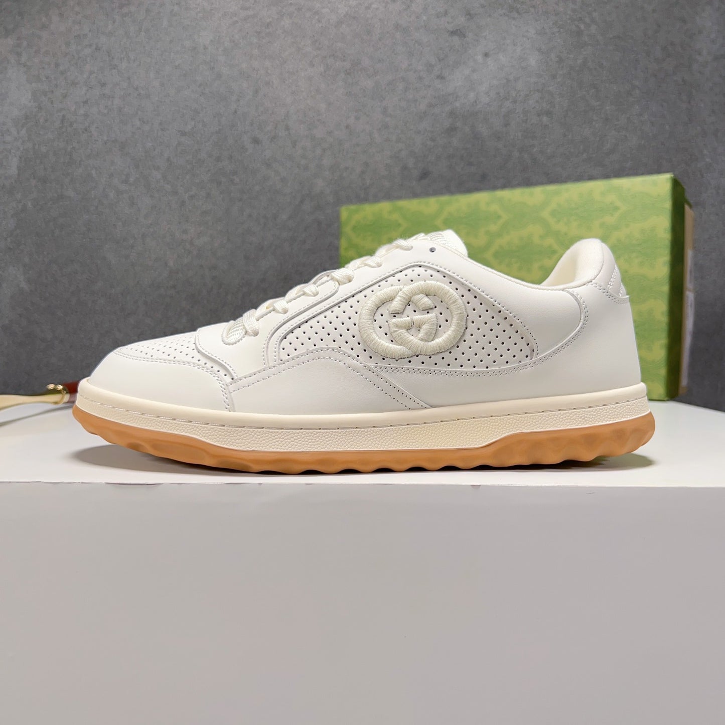 Gucci-116Shoes