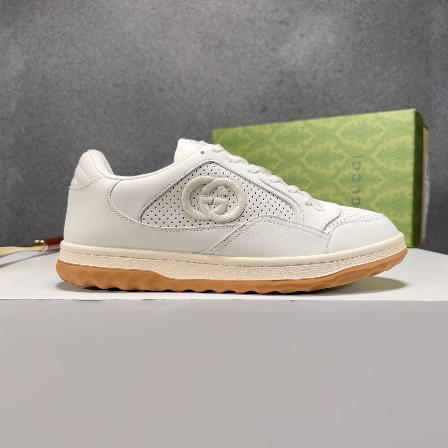 Gucci-116Shoes