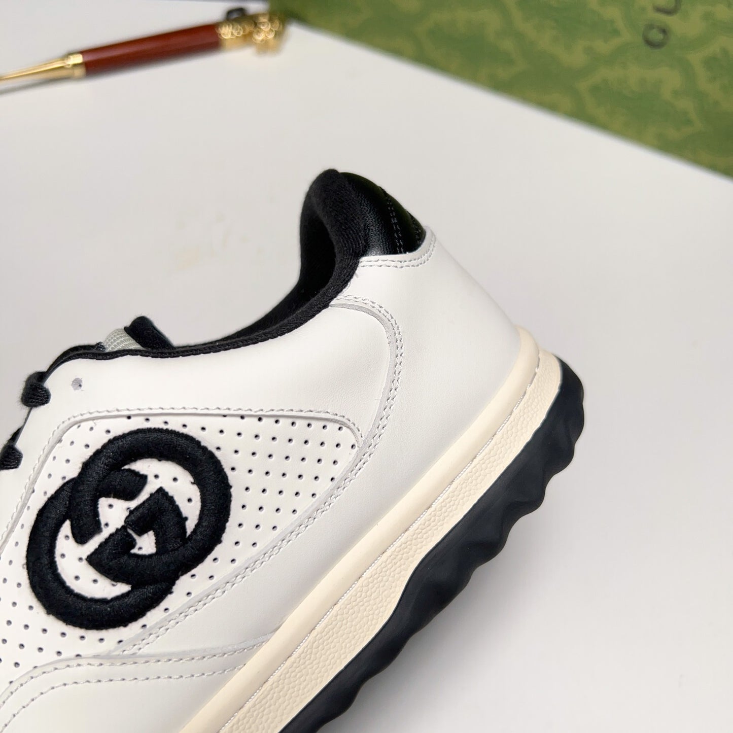 Gucci-117Shoes