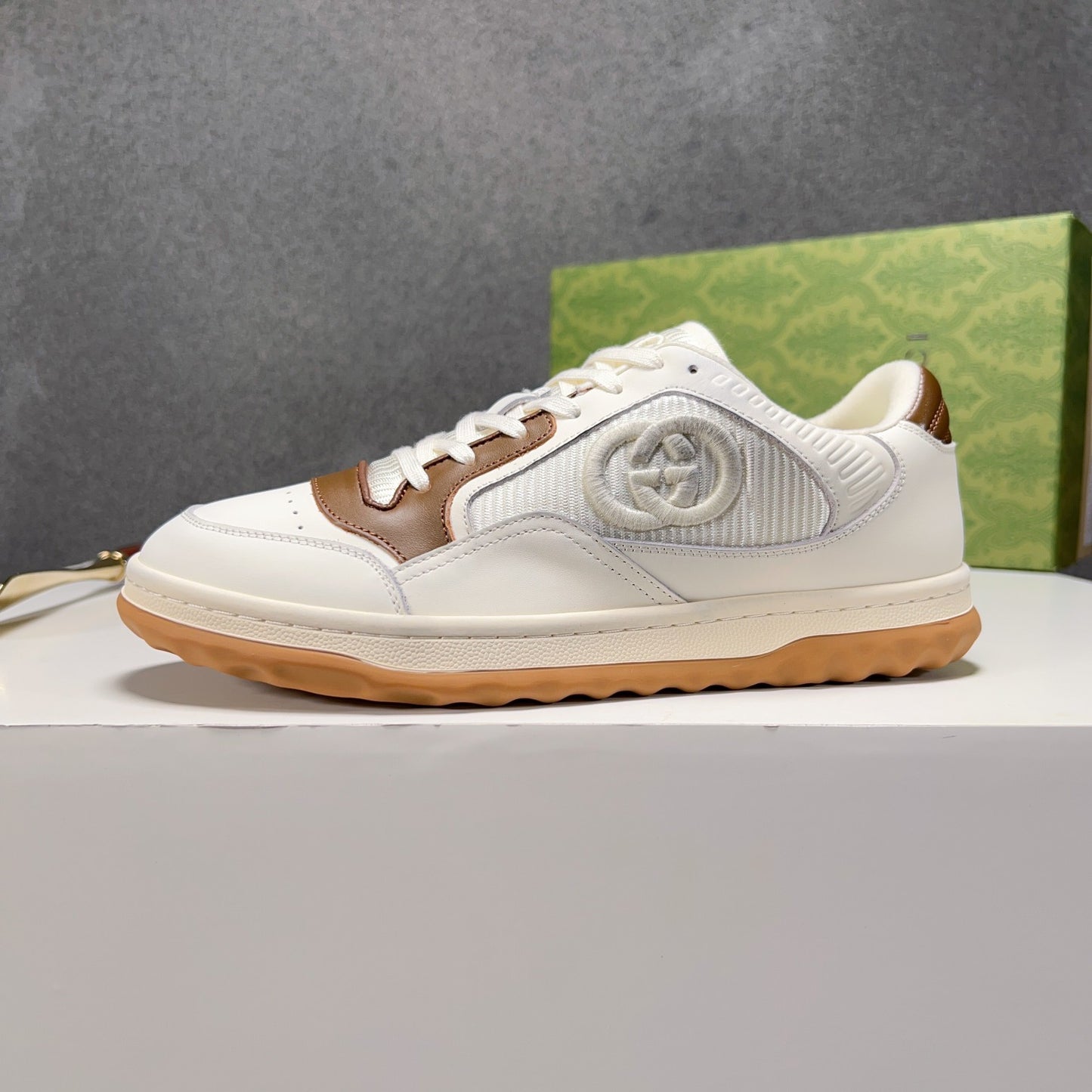 Gucci-122Shoes