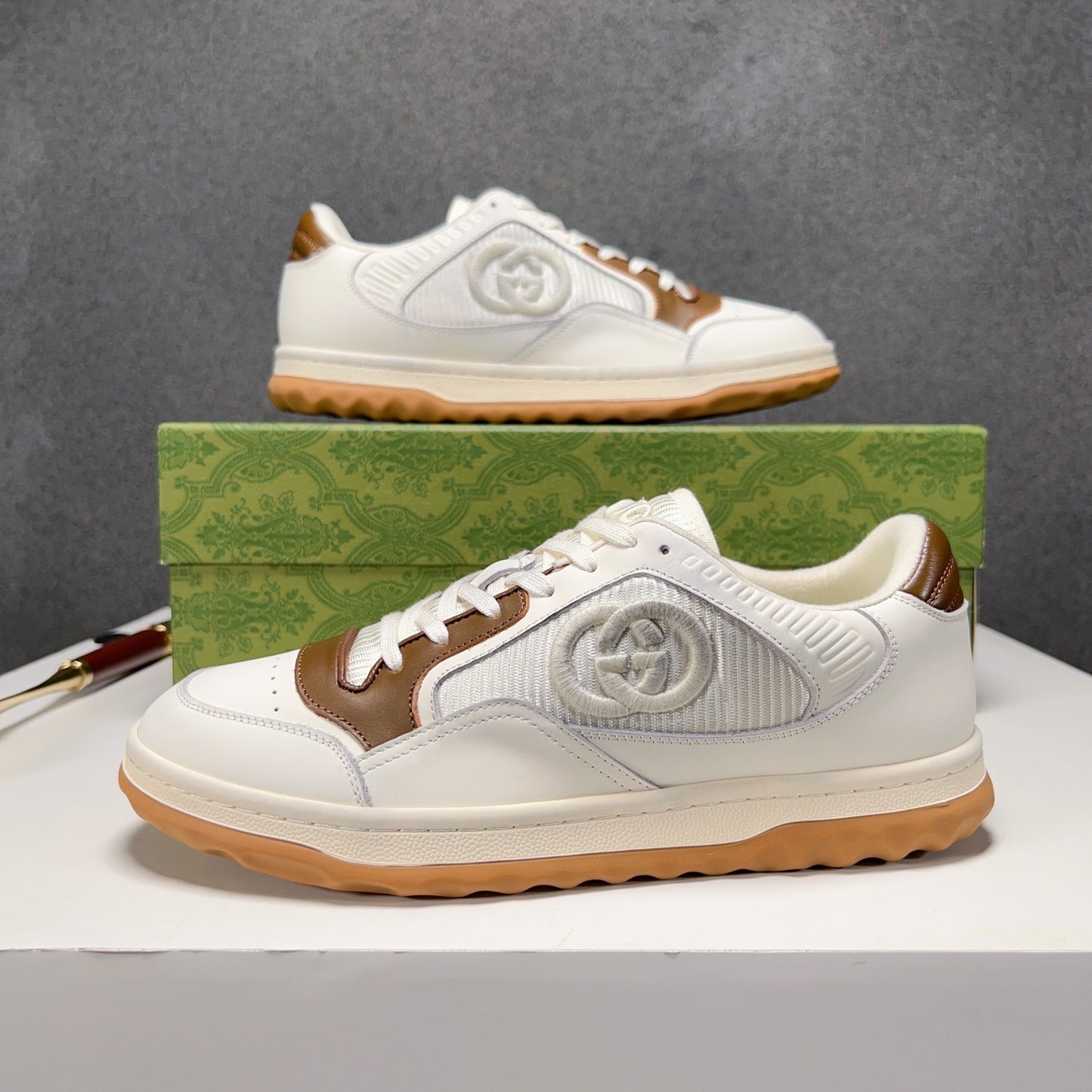 Gucci-122Shoes