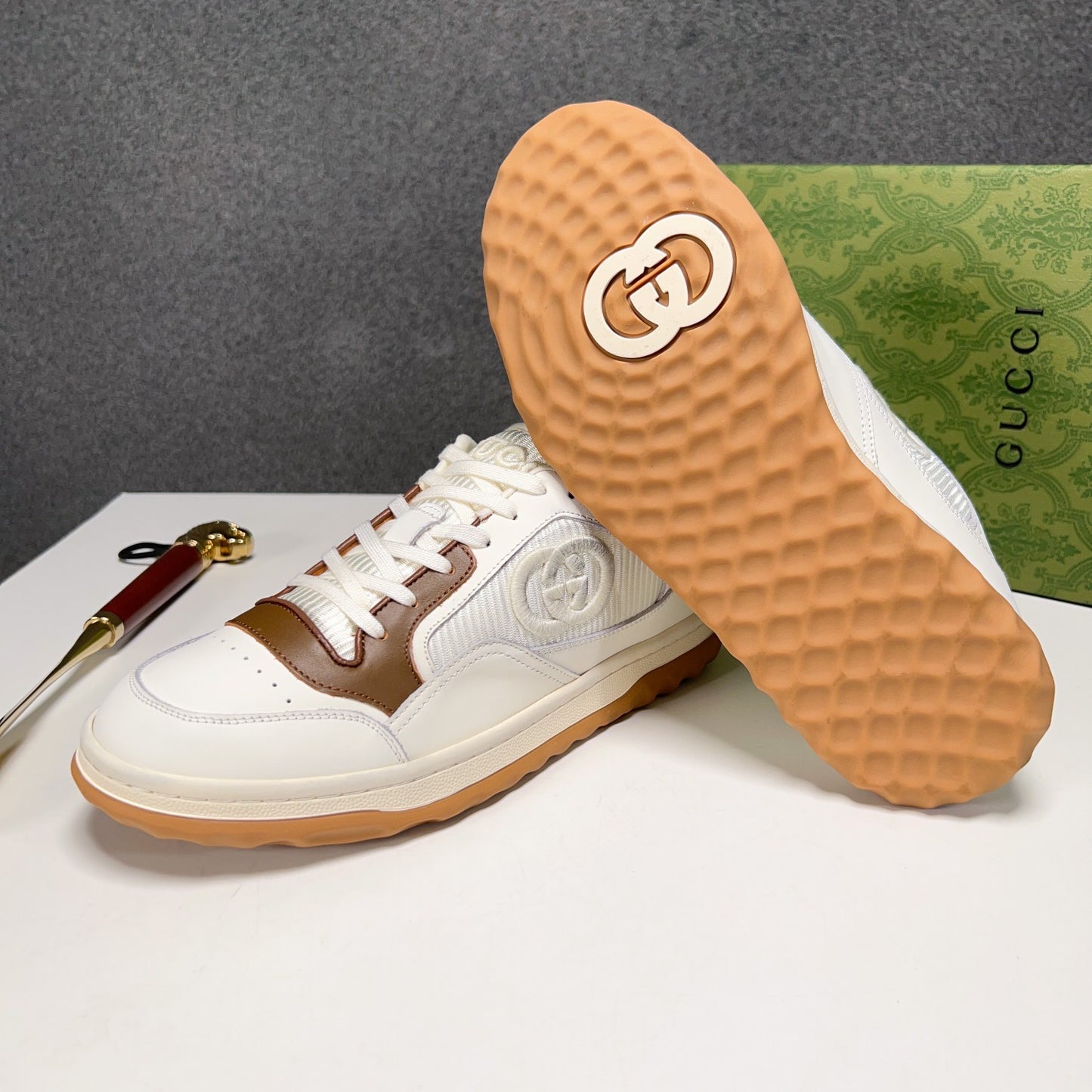 Gucci-122Shoes