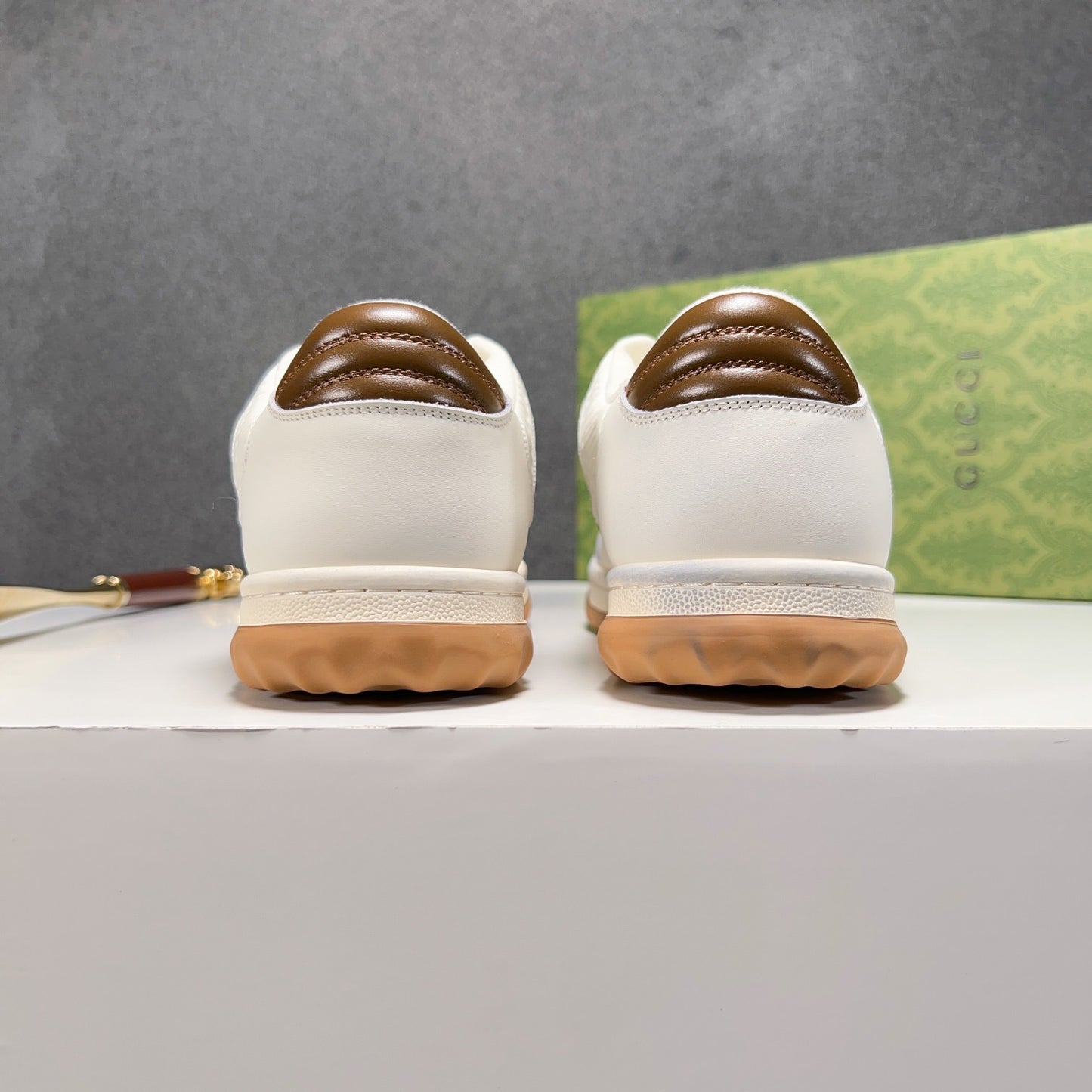 Gucci-122Shoes