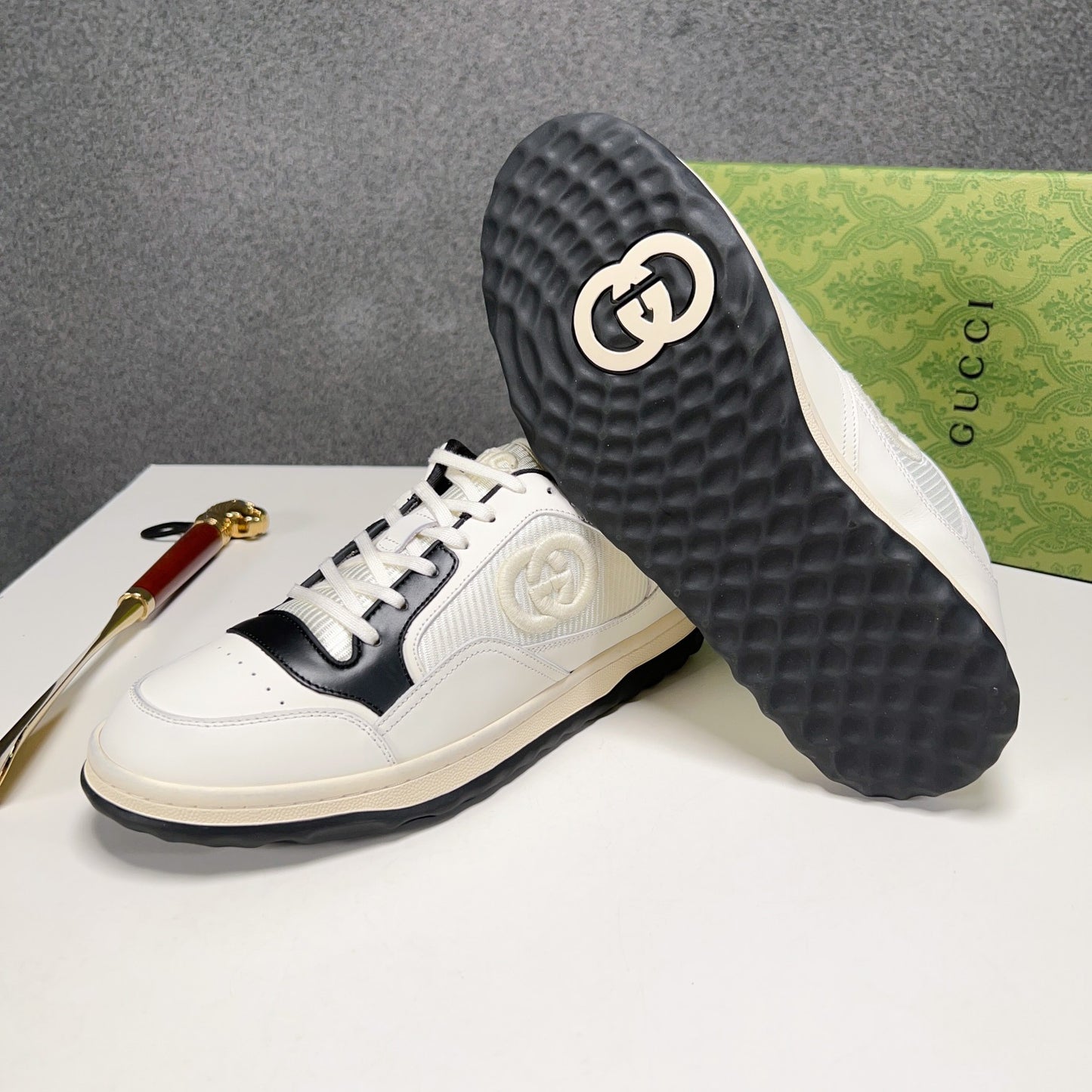 Gucci-125Shoes