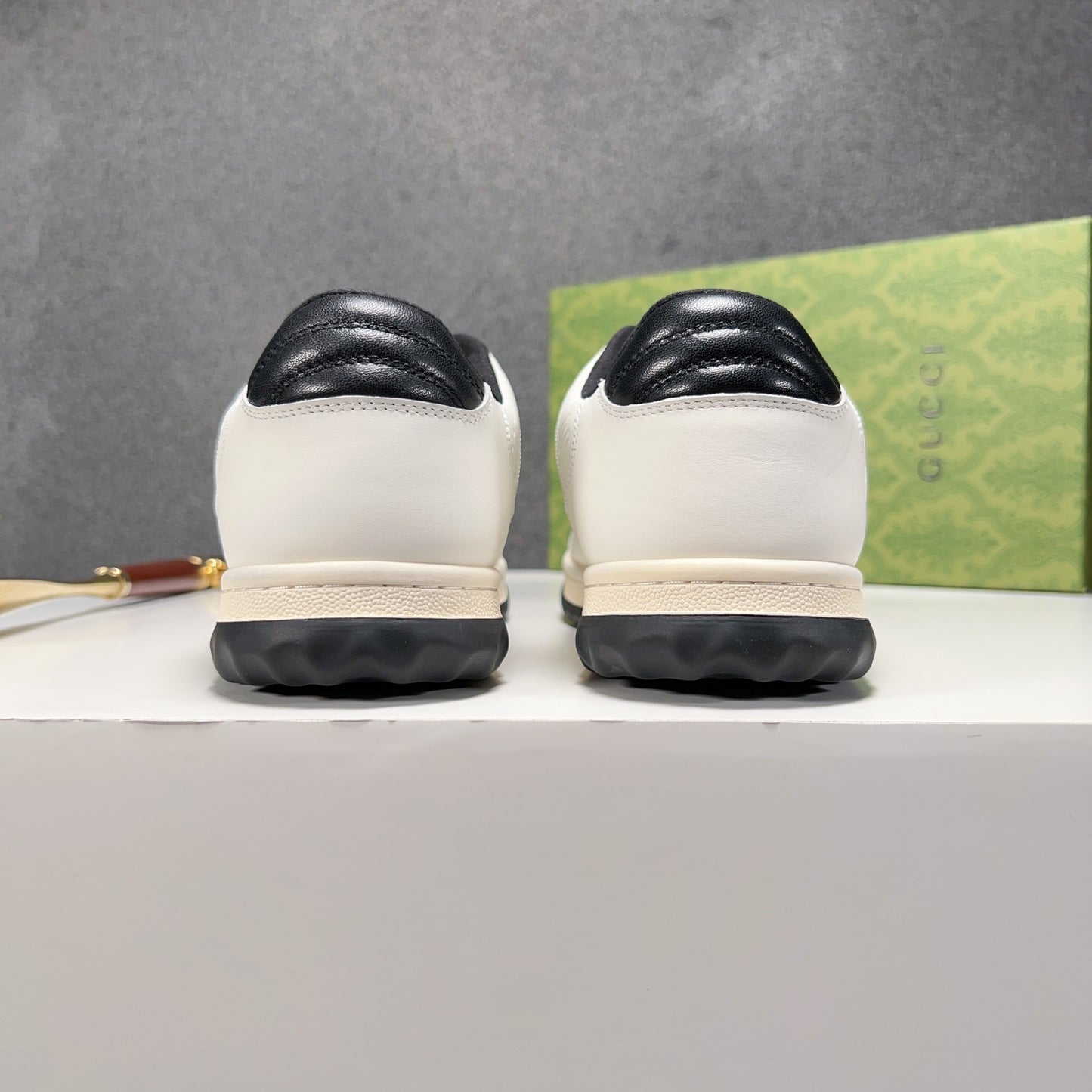 Gucci-125Shoes