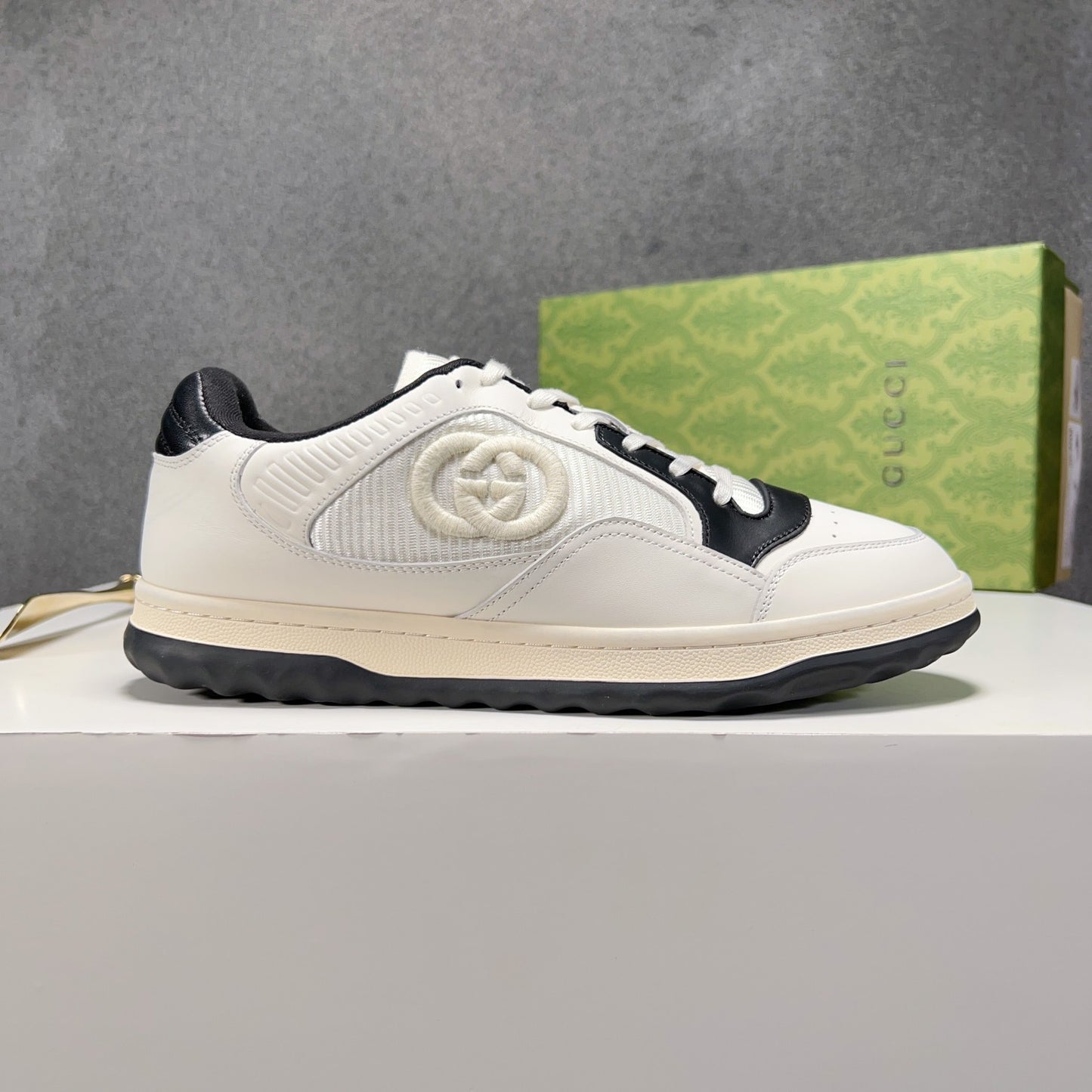Gucci-125Shoes