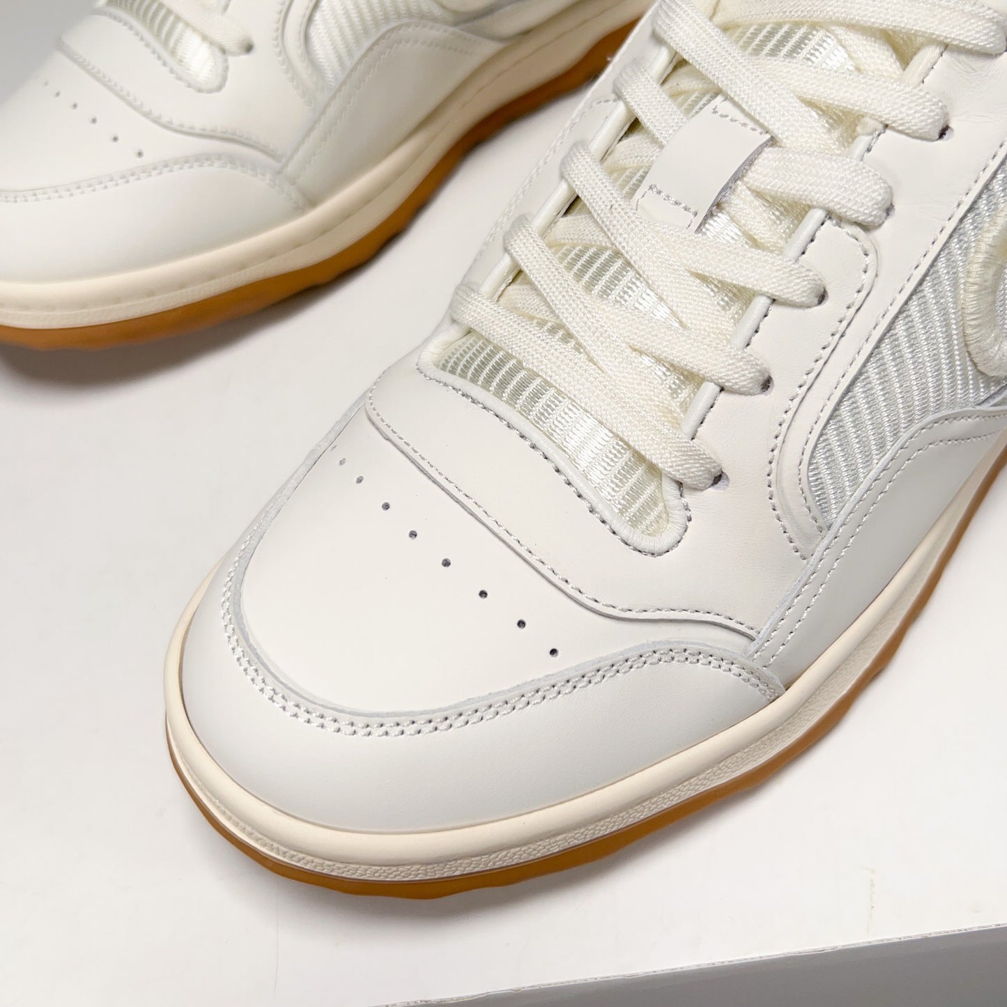 Gucci-126Shoes