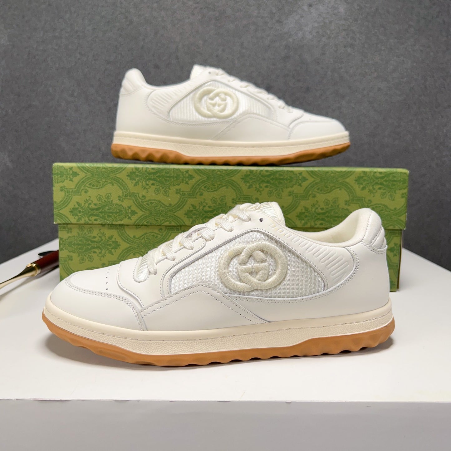 Gucci-126Shoes