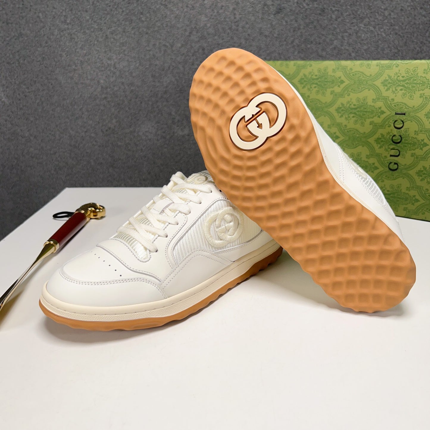 Gucci-126Shoes