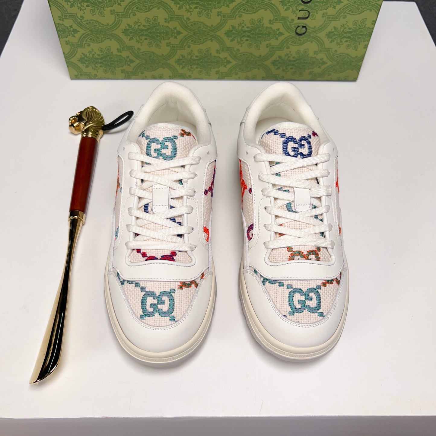 Gucci-129Shoes