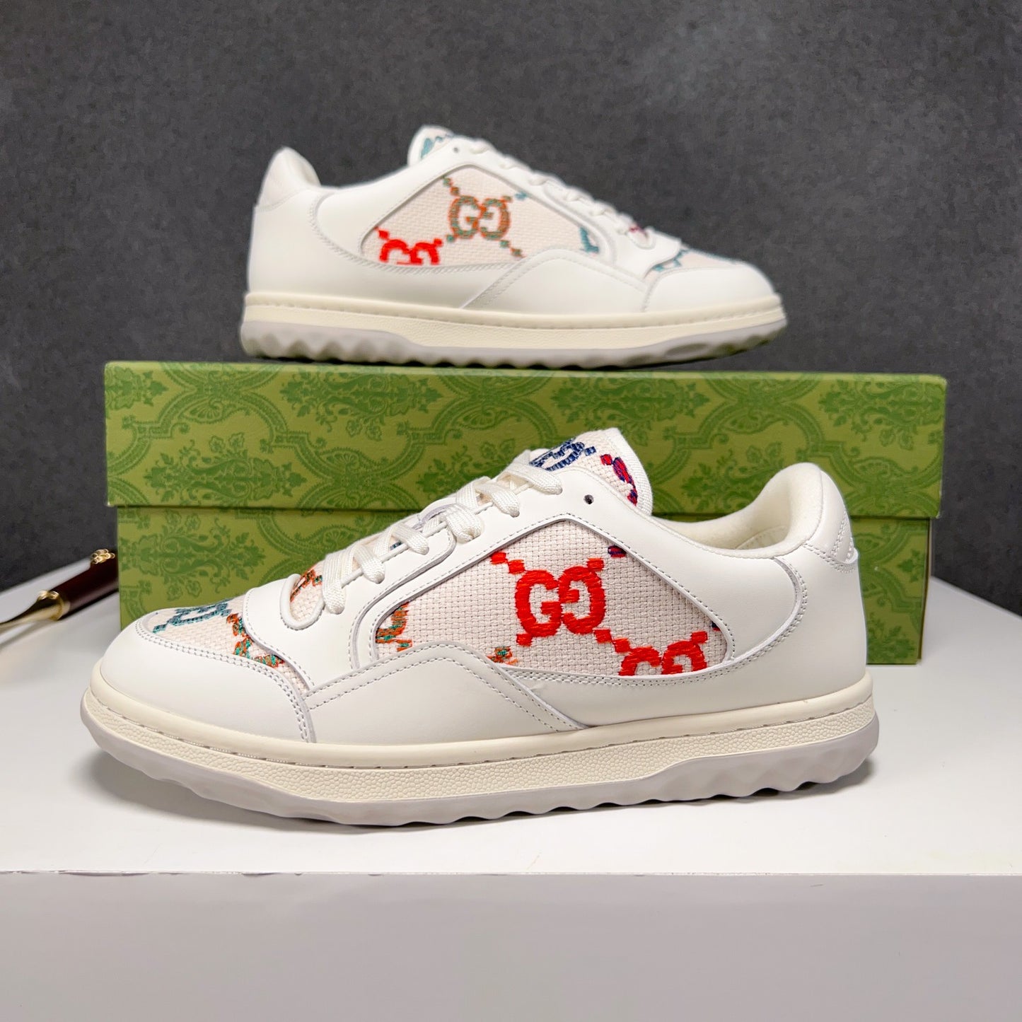 Gucci-129Shoes