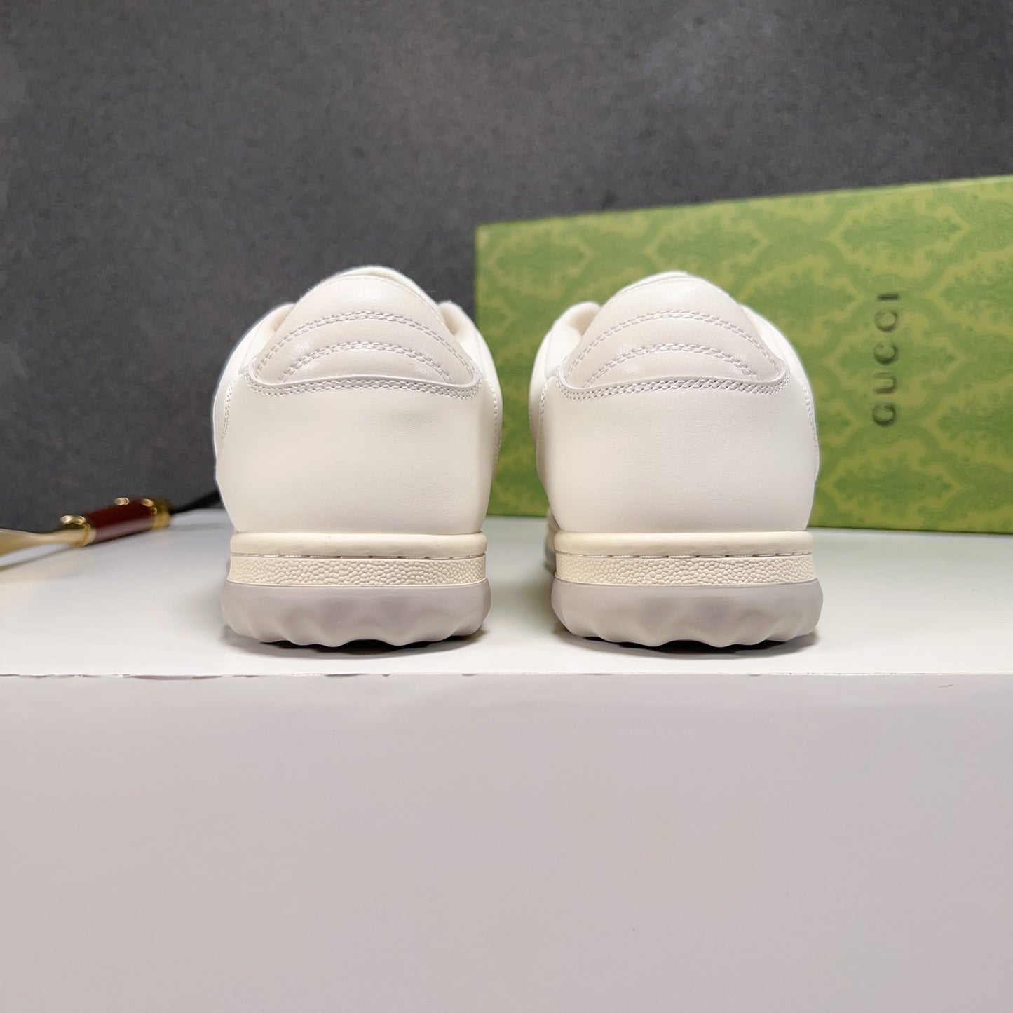 Gucci-129Shoes