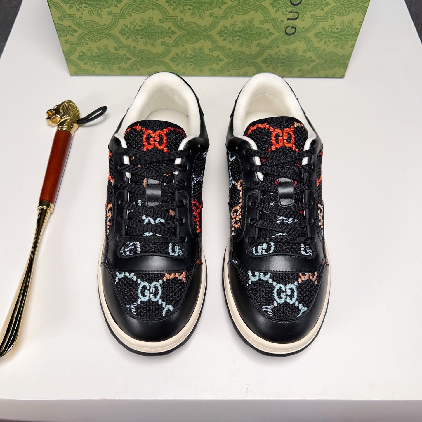 Gucci-130Shoes
