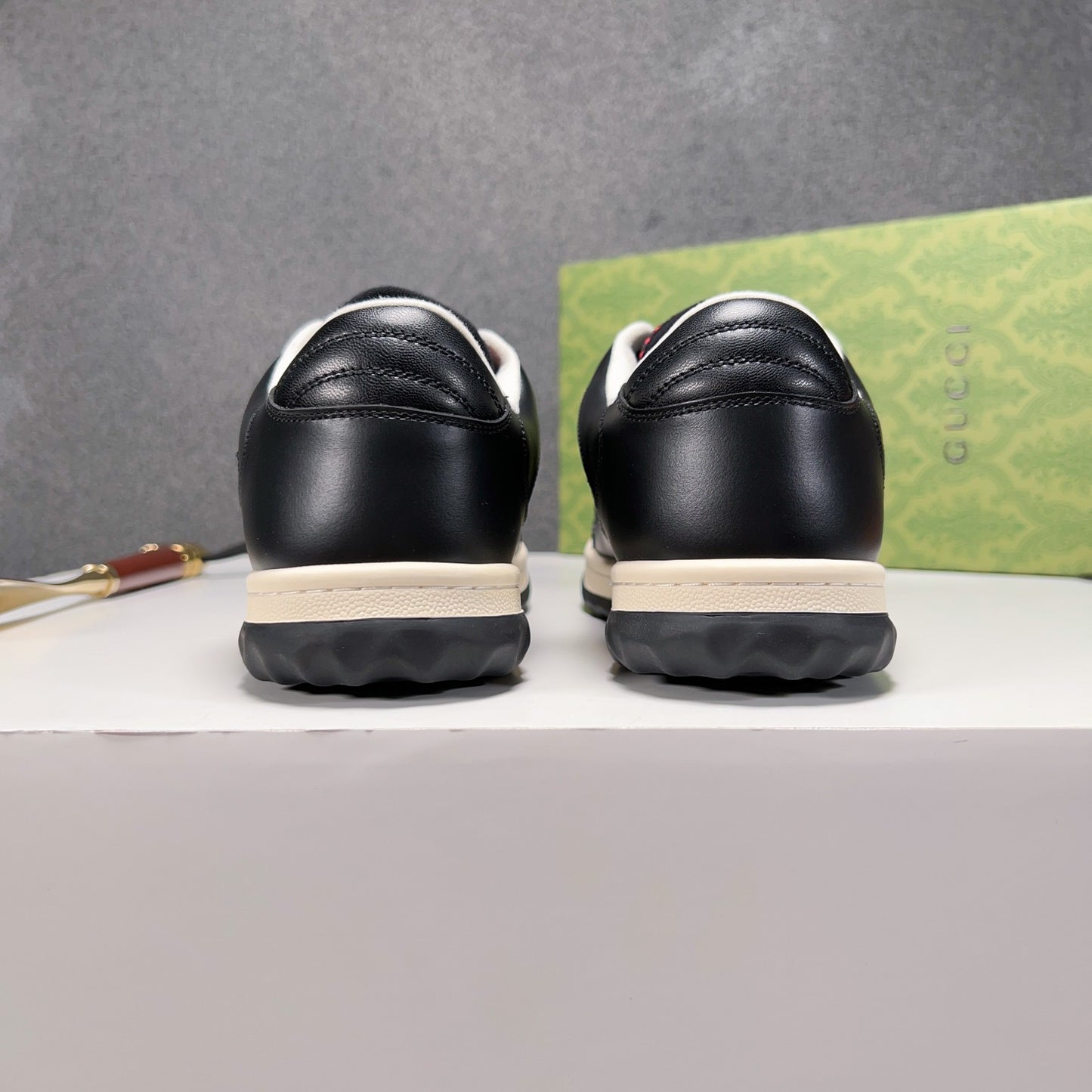Gucci-130Shoes
