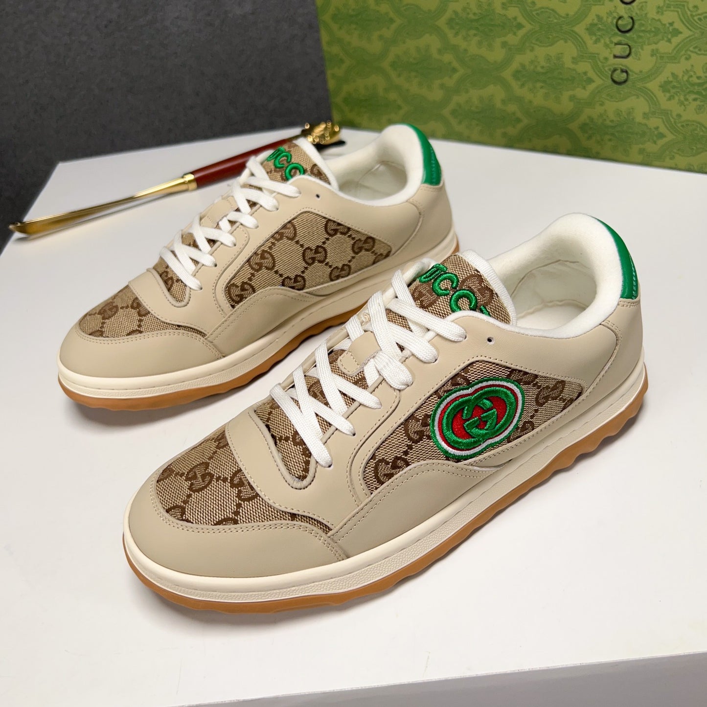 Gucci-131Shoes