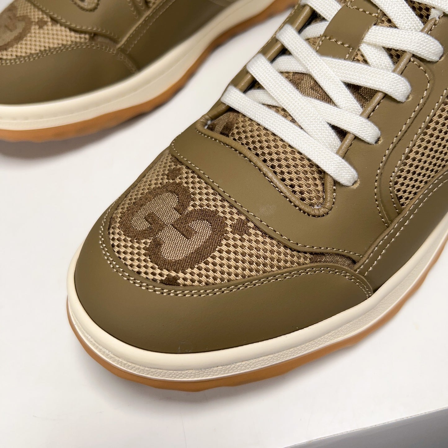 Gucci-132Shoes