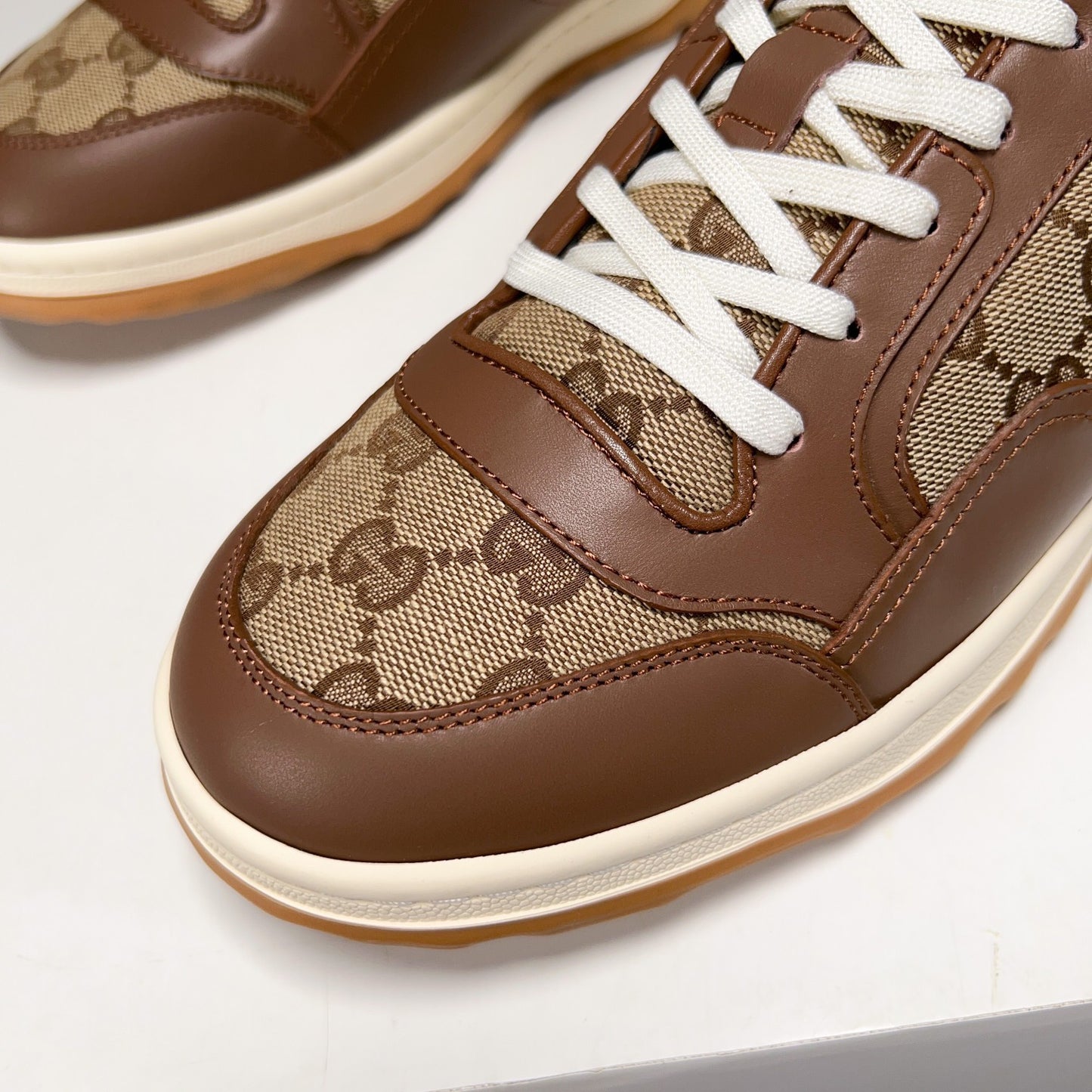 Gucci-134Shoes