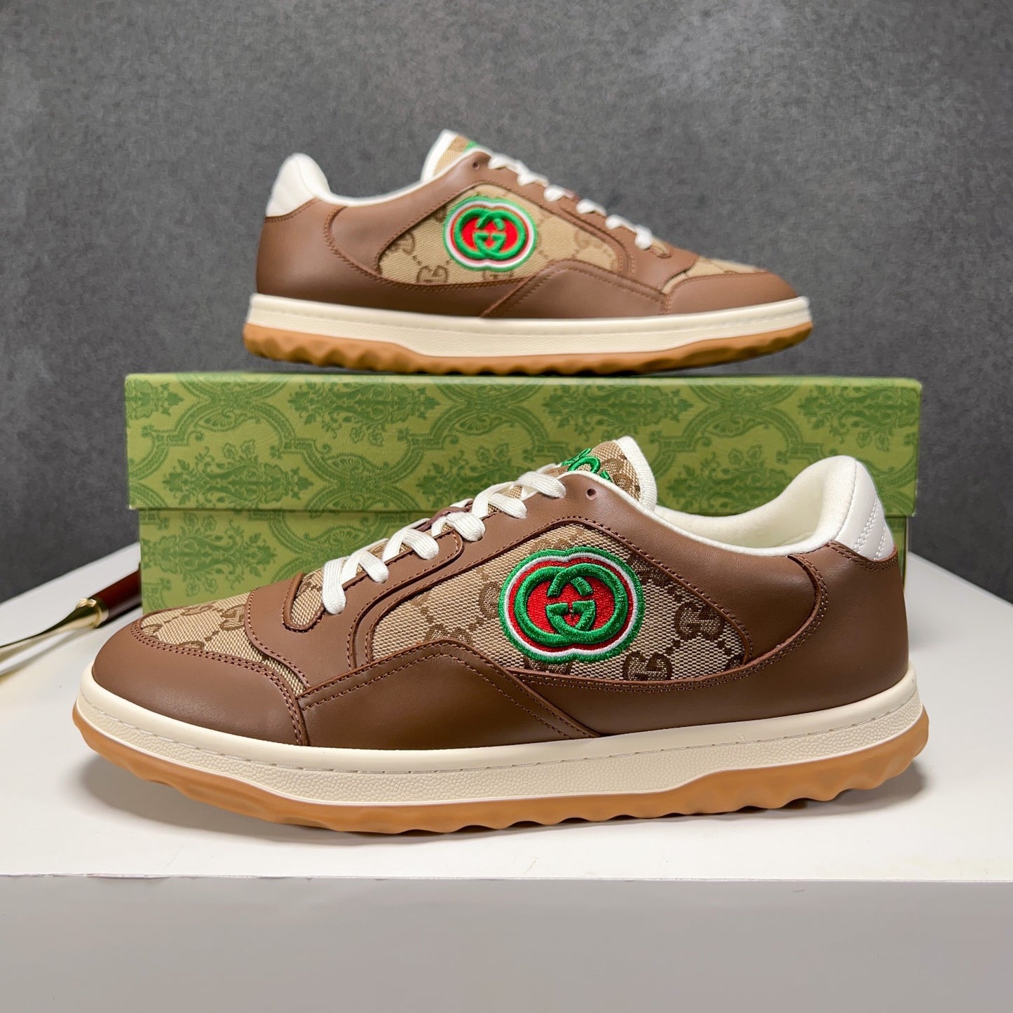Gucci-134Shoes