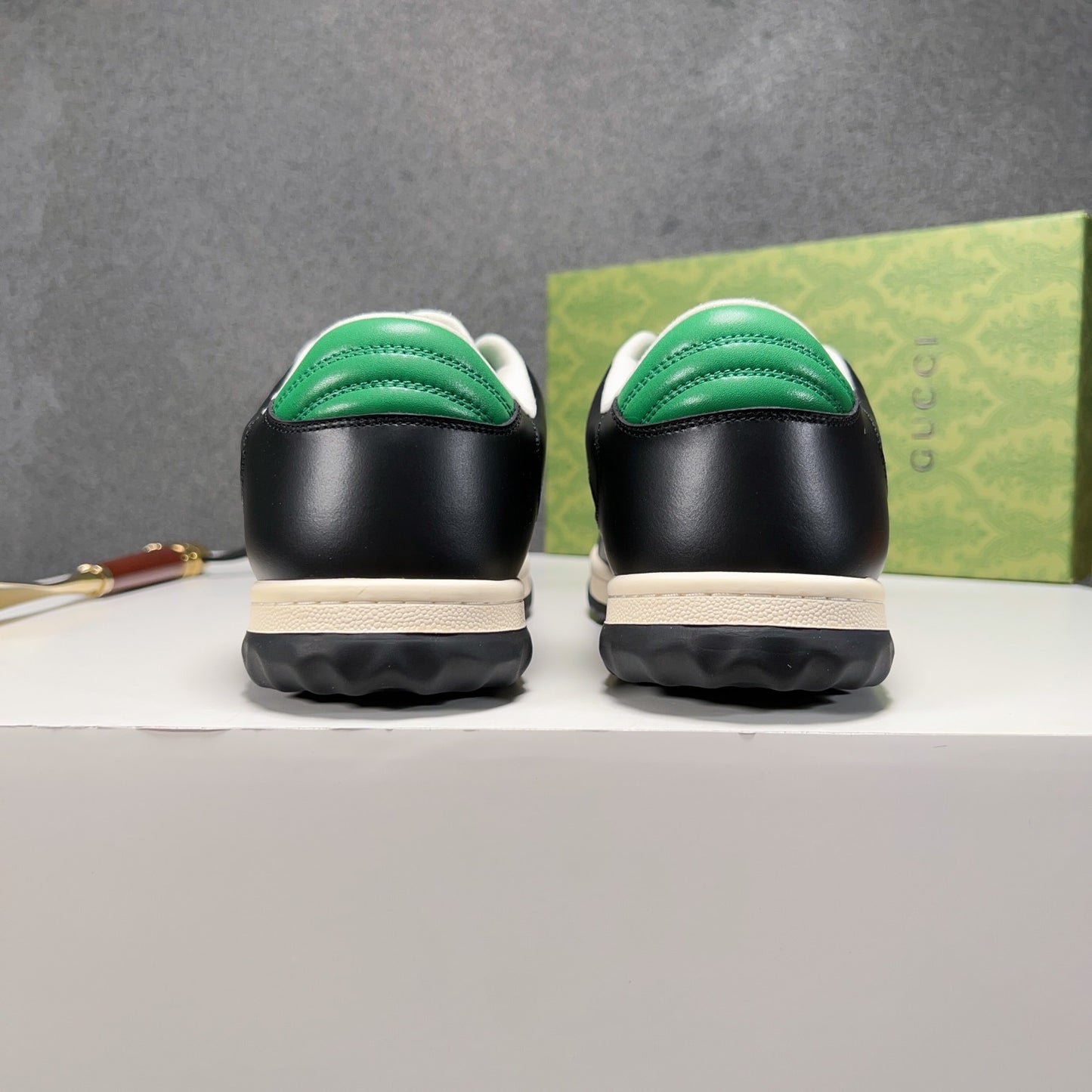 Gucci-135Shoes