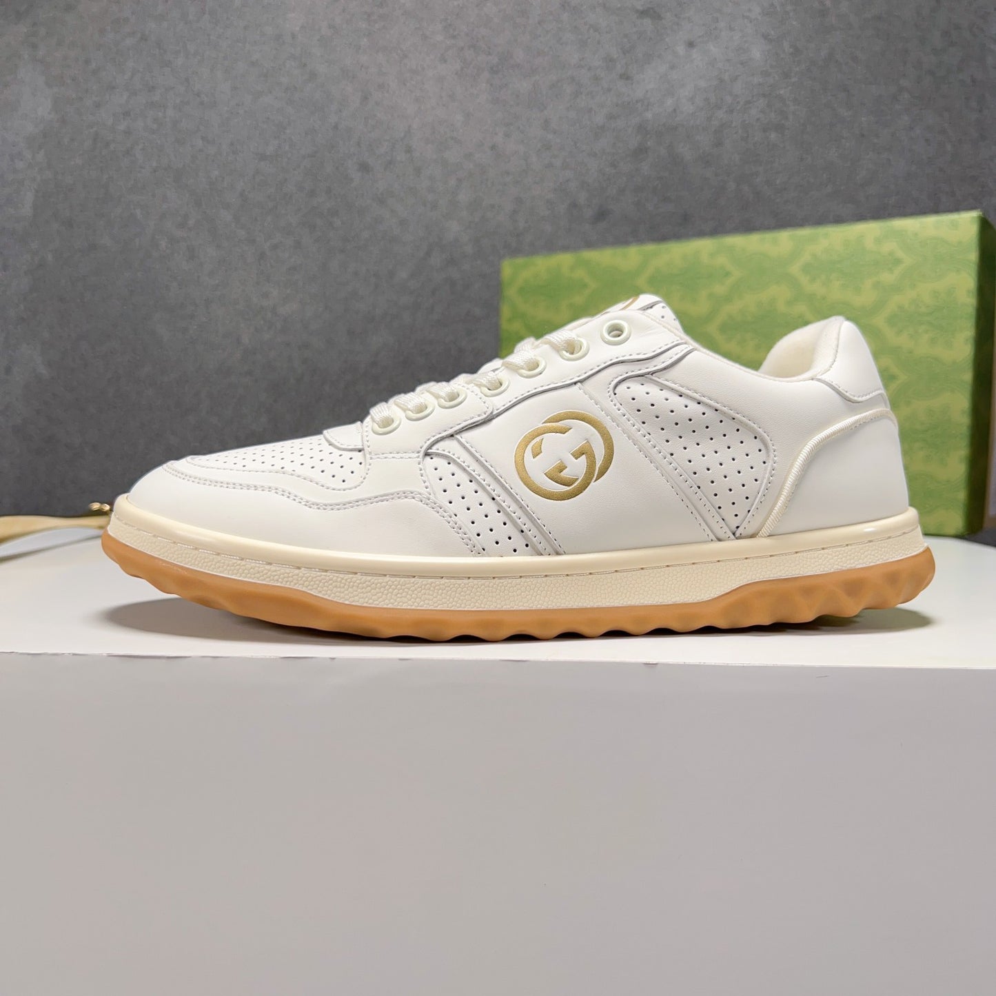Gucci-138Shoes