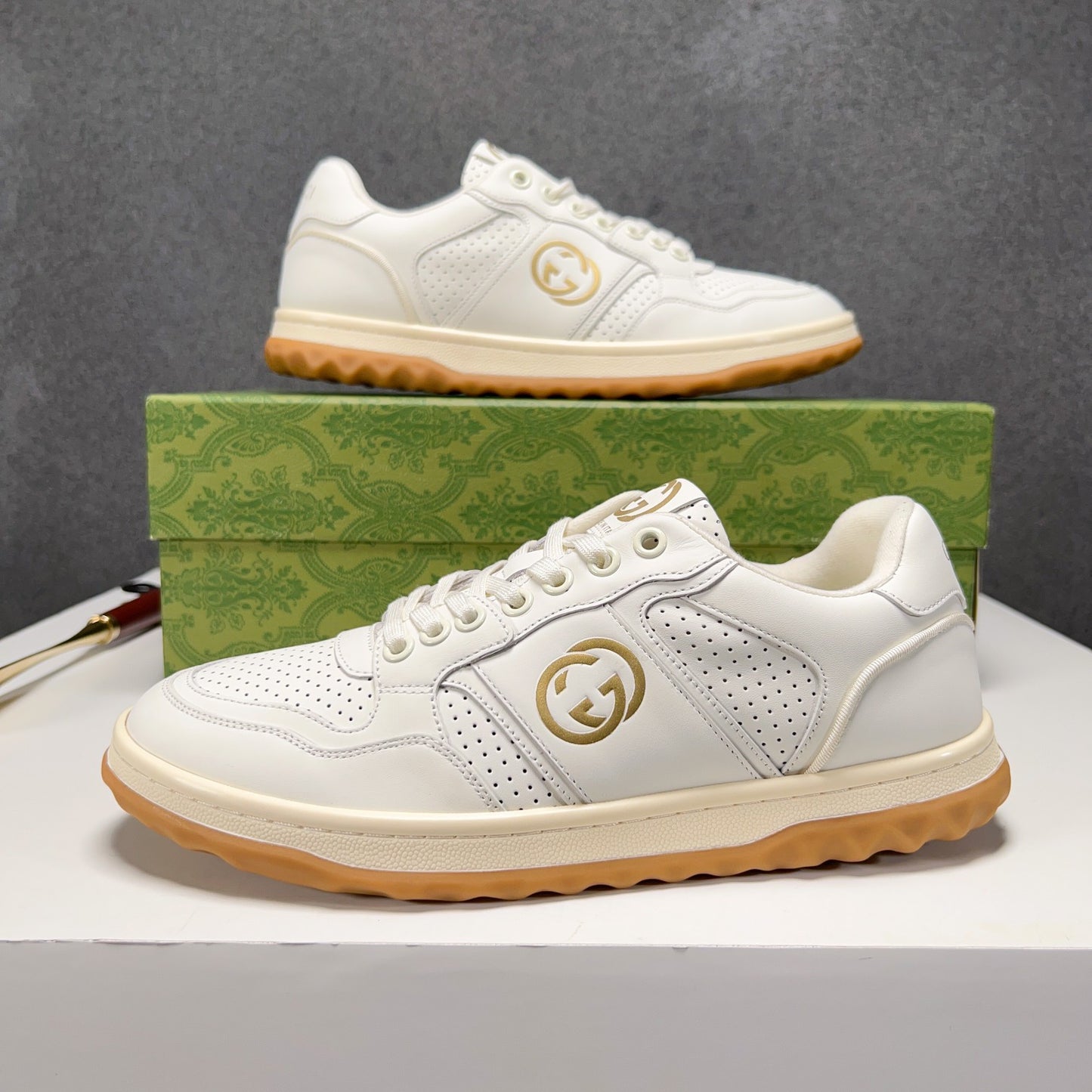 Gucci-138Shoes