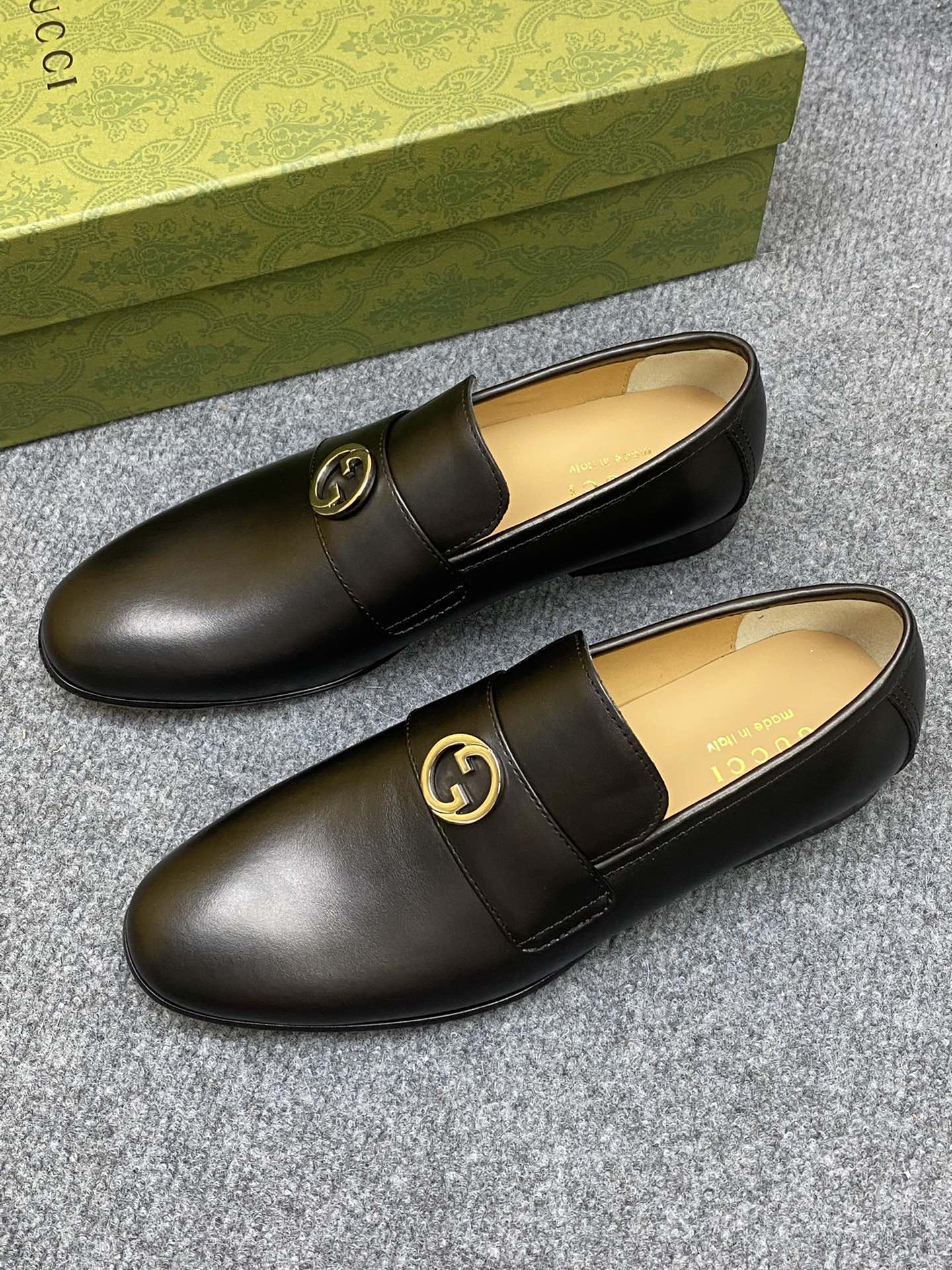 Gucci-153Shoes