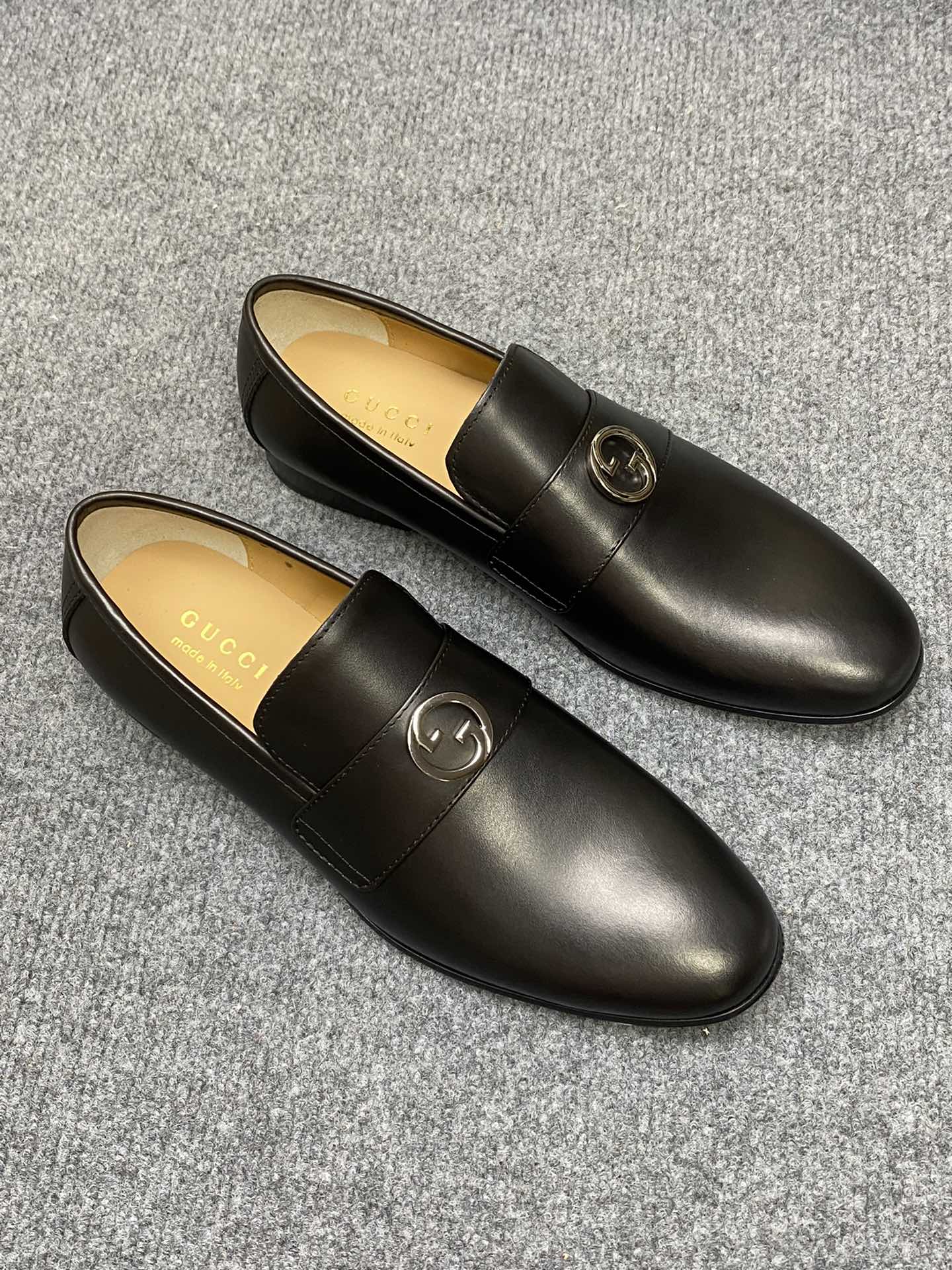 Gucci-153Shoes