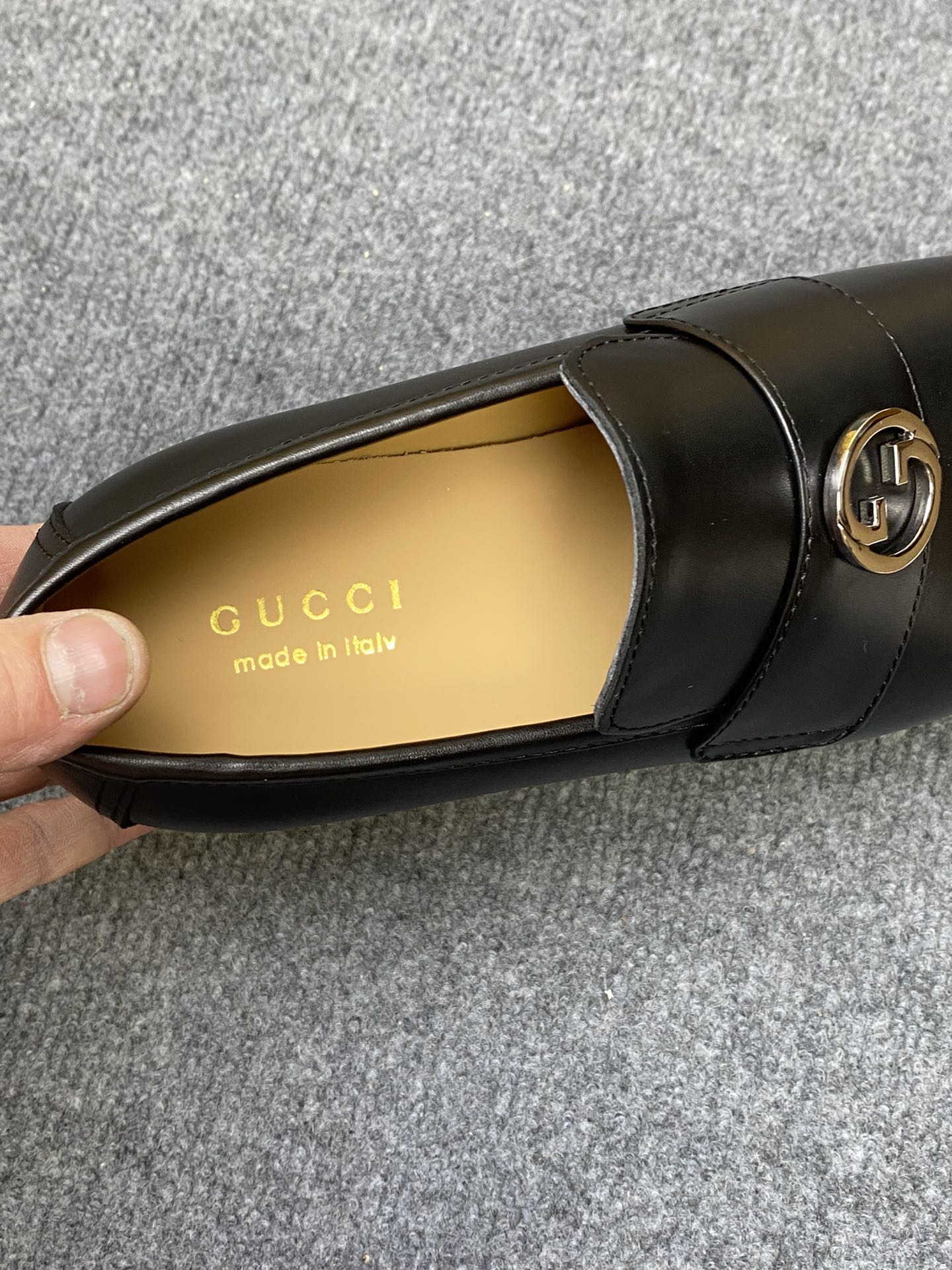 Gucci-153Shoes