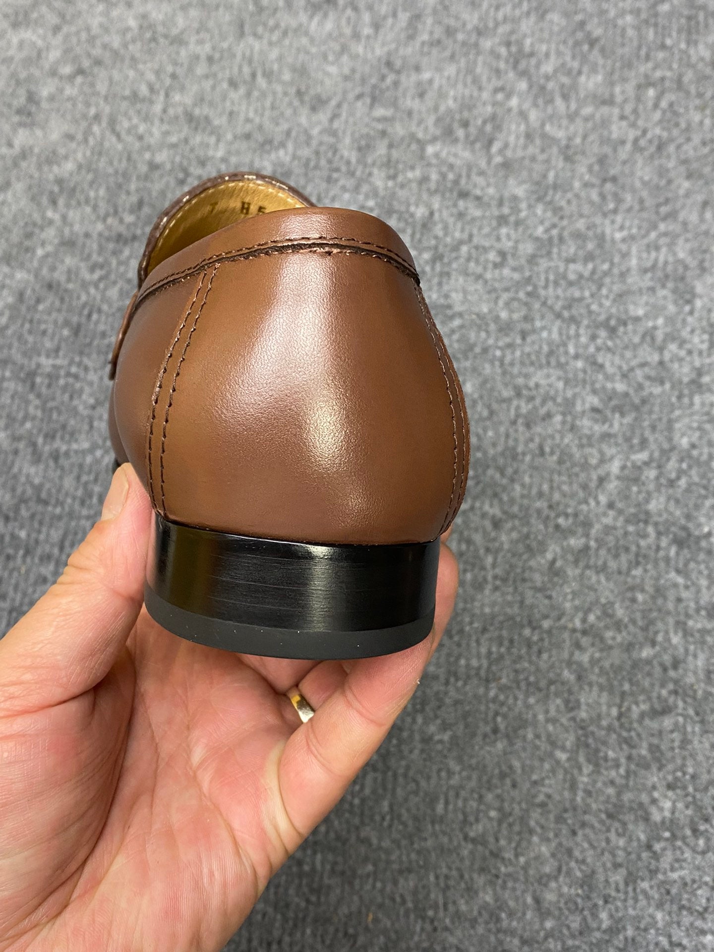 Gucci-155Shoes