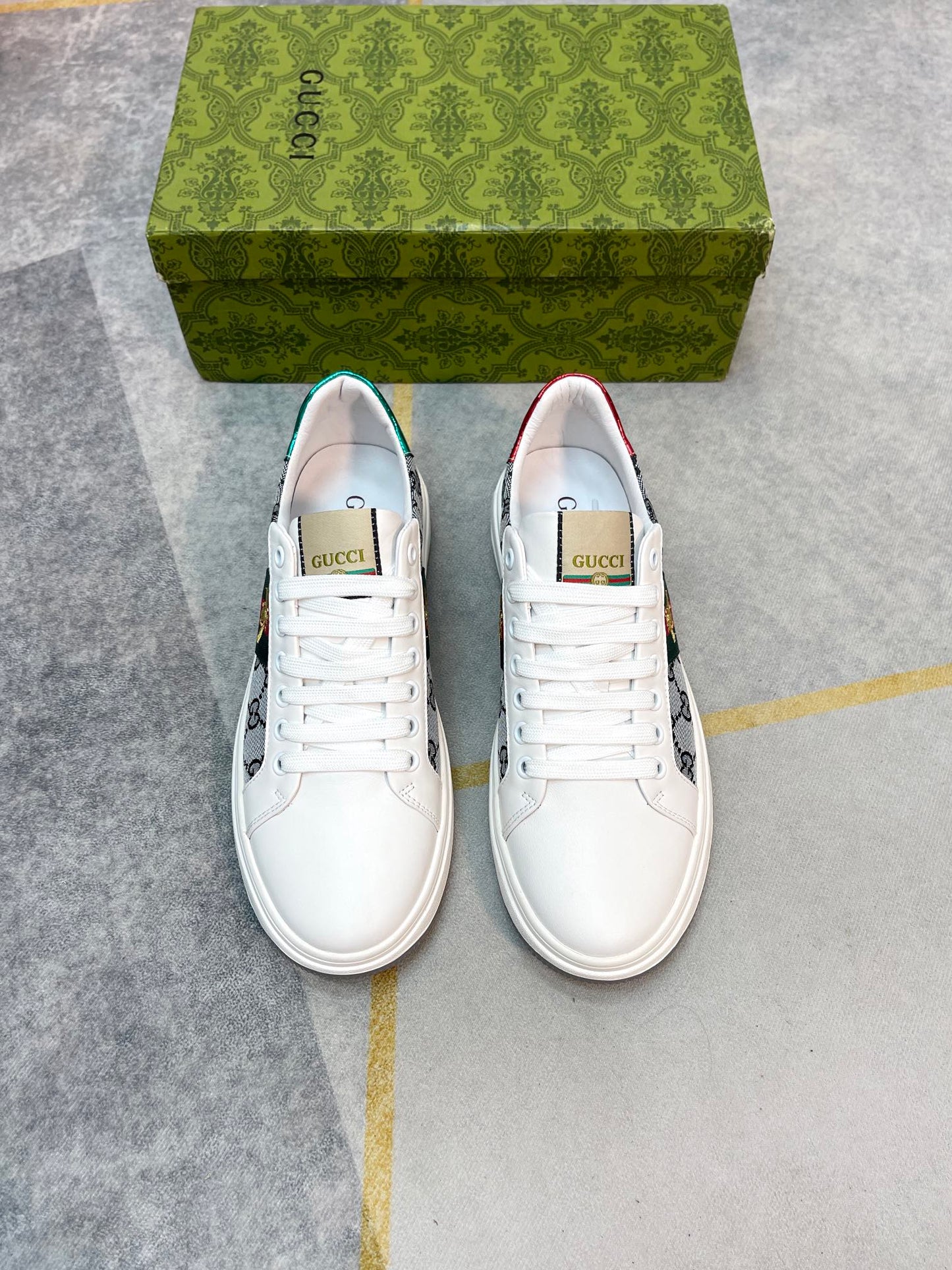 Gucci-172Shoes