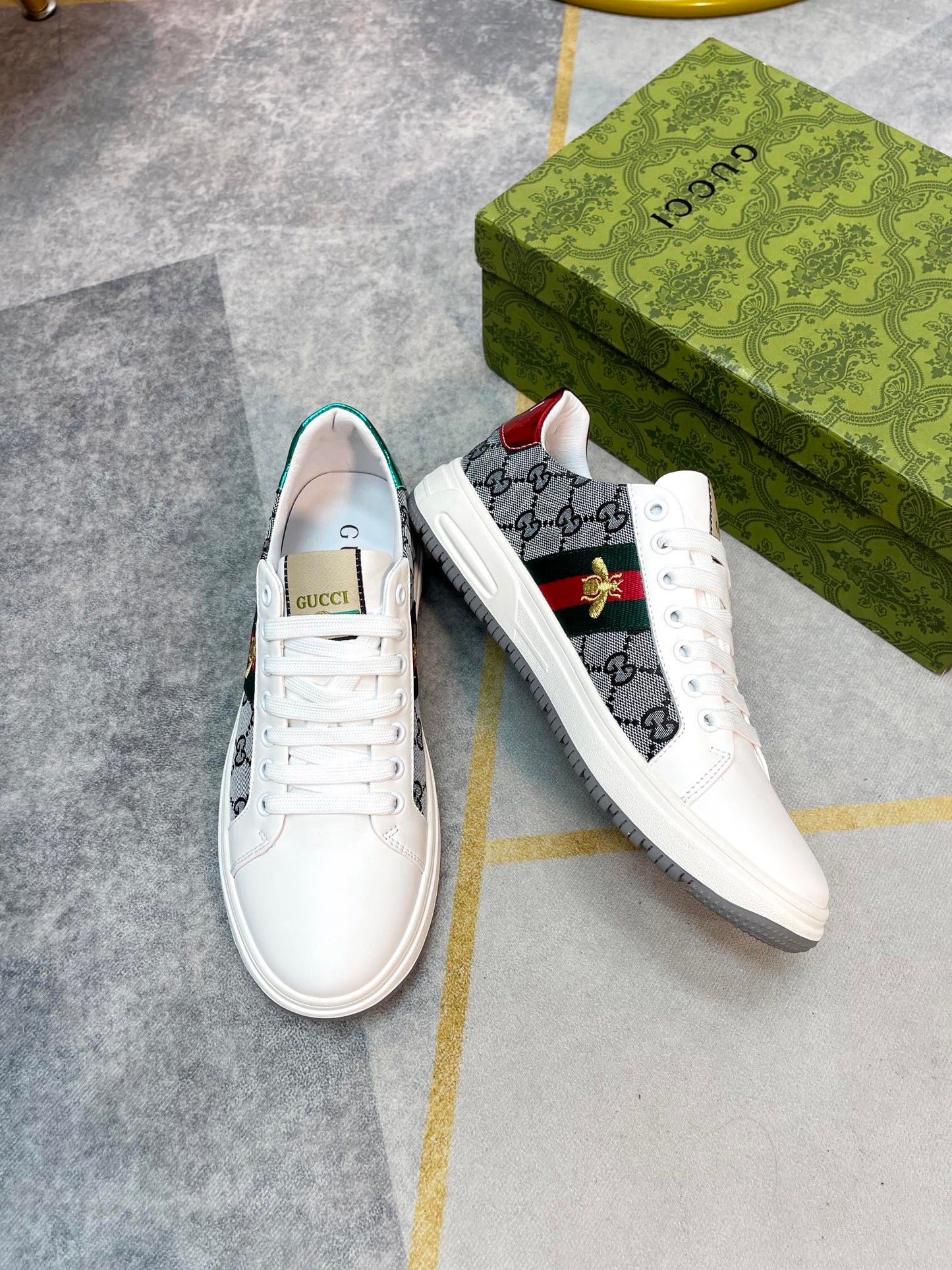 Gucci-172Shoes