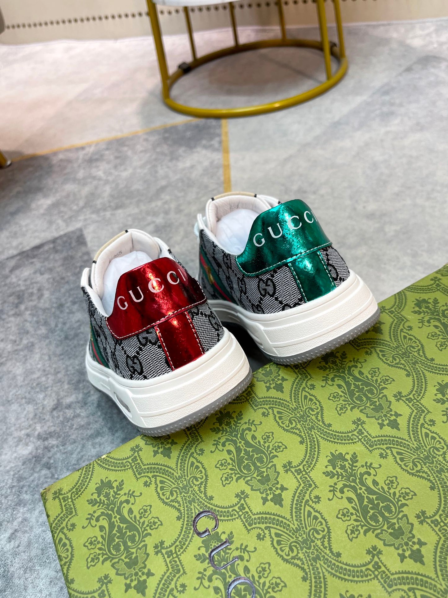 Gucci-172Shoes