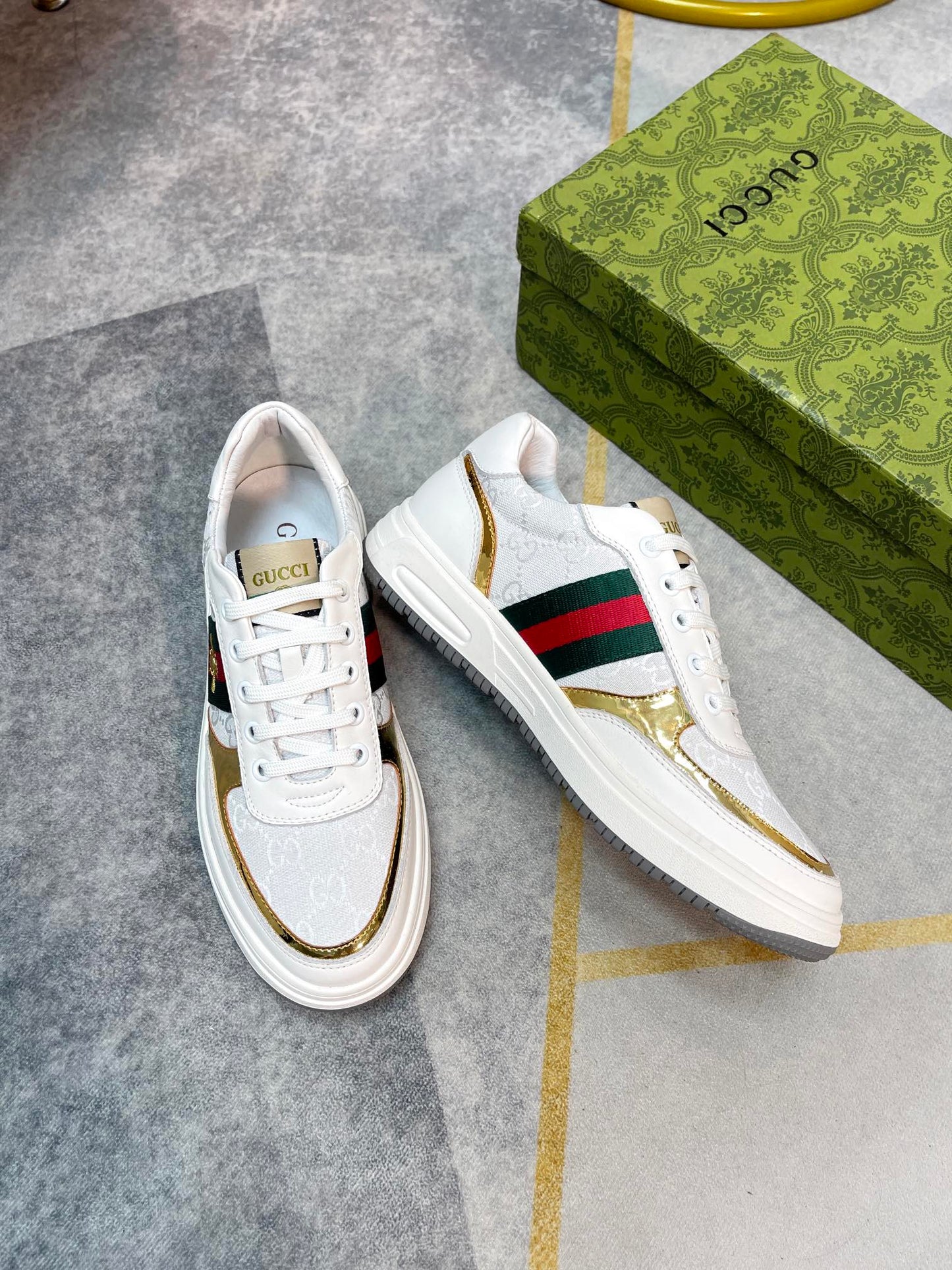Gucci-176Shoes
