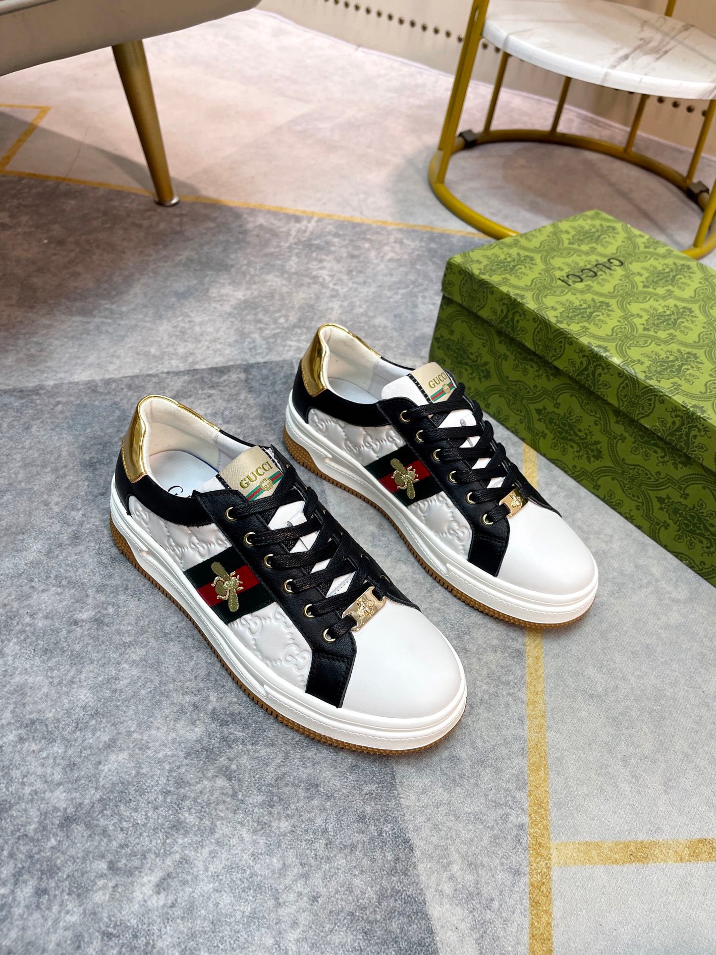 Gucci-179Shoes