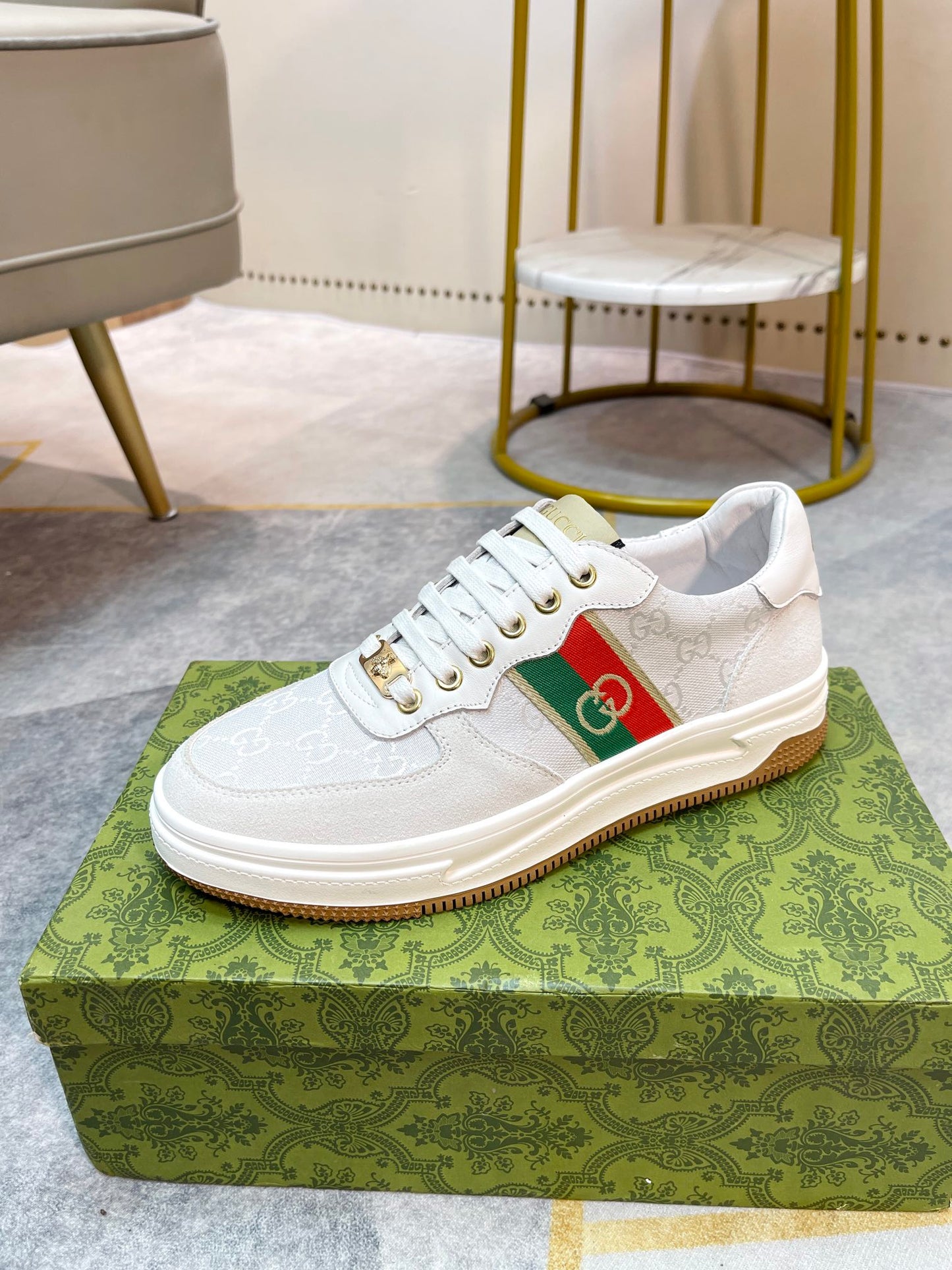 Gucci-181Shoes